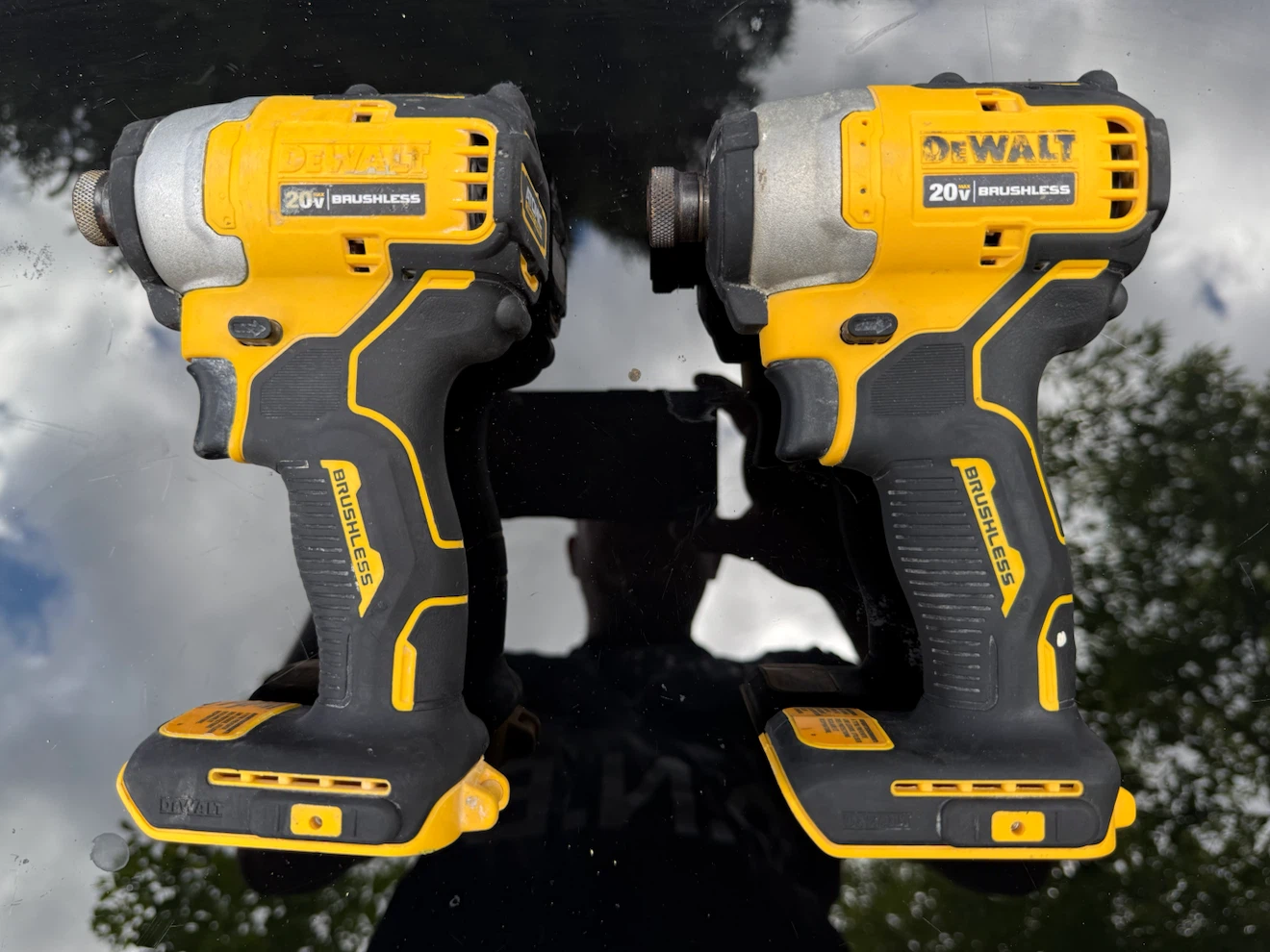 DEWALT 20V MAX ATOMIC Brushless Compact 1/4-inch Impact Driver