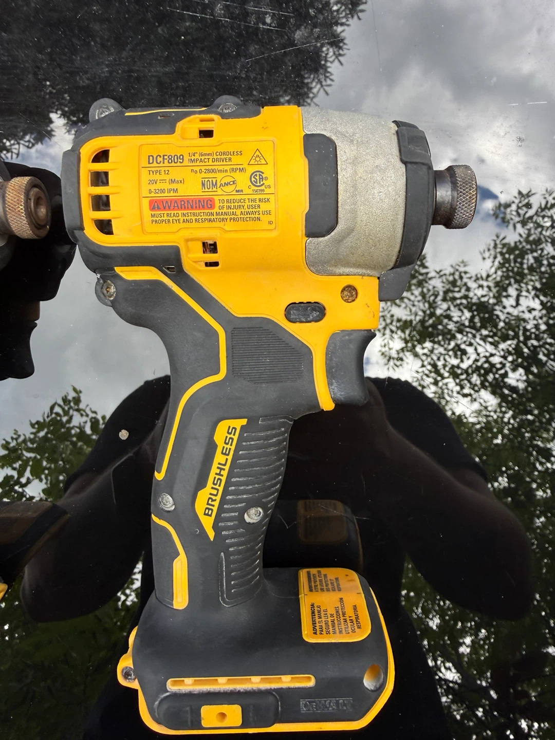 DEWALT 20V MAX ATOMIC Brushless Compact 1/4-inch Impact Driver - photo 4
