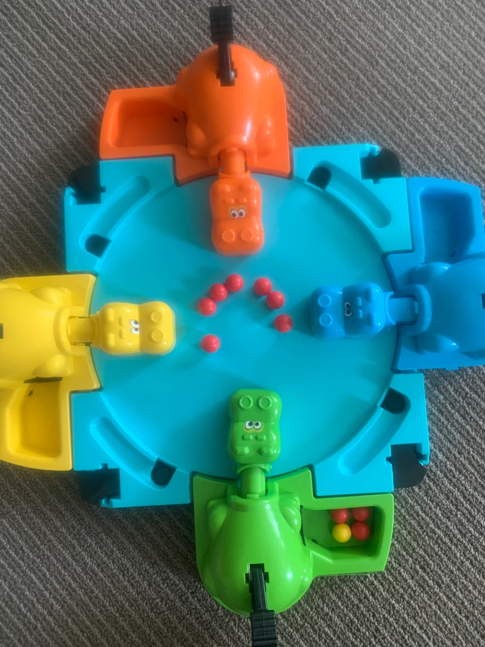 Hasbro Hungry Hungry Hippos Board Game - photo 3