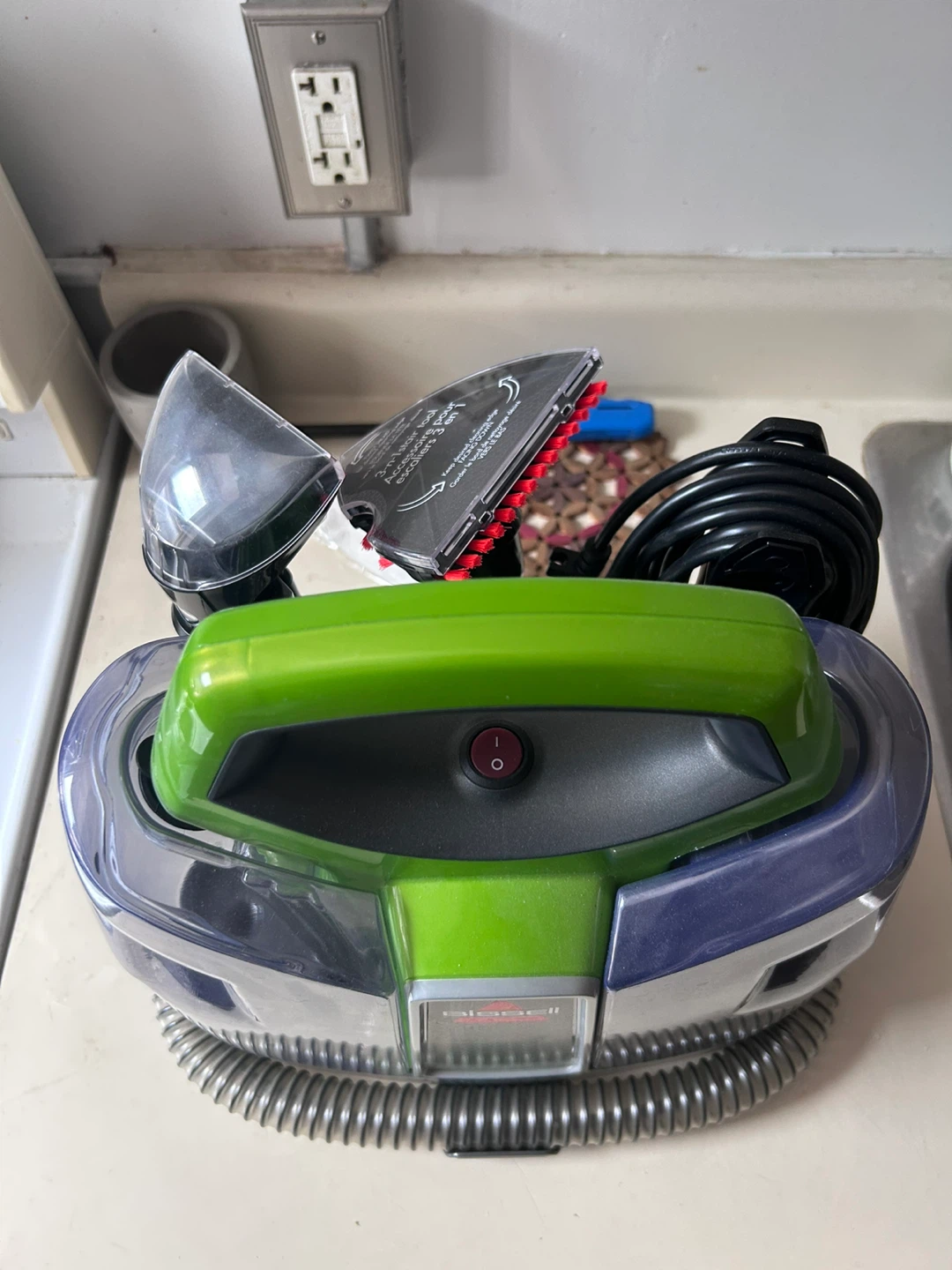 Bissell Little Green ProHeat Portable Cleaner - photo 2