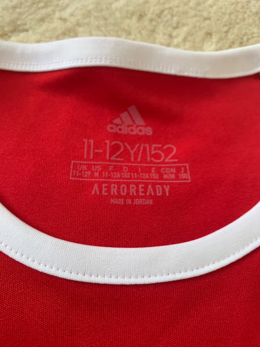 NEW Adidas AEROREADY T-Shirt Size 11-12Y - photo 2