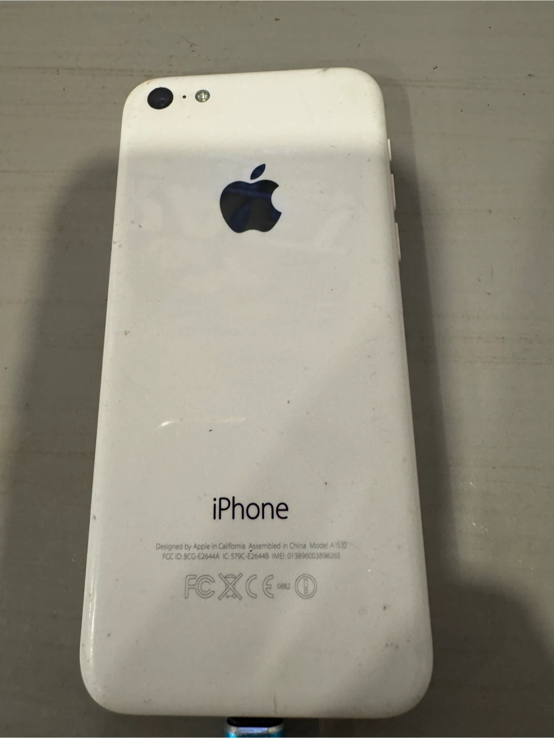 Apple iPhone 5c White - photo 3