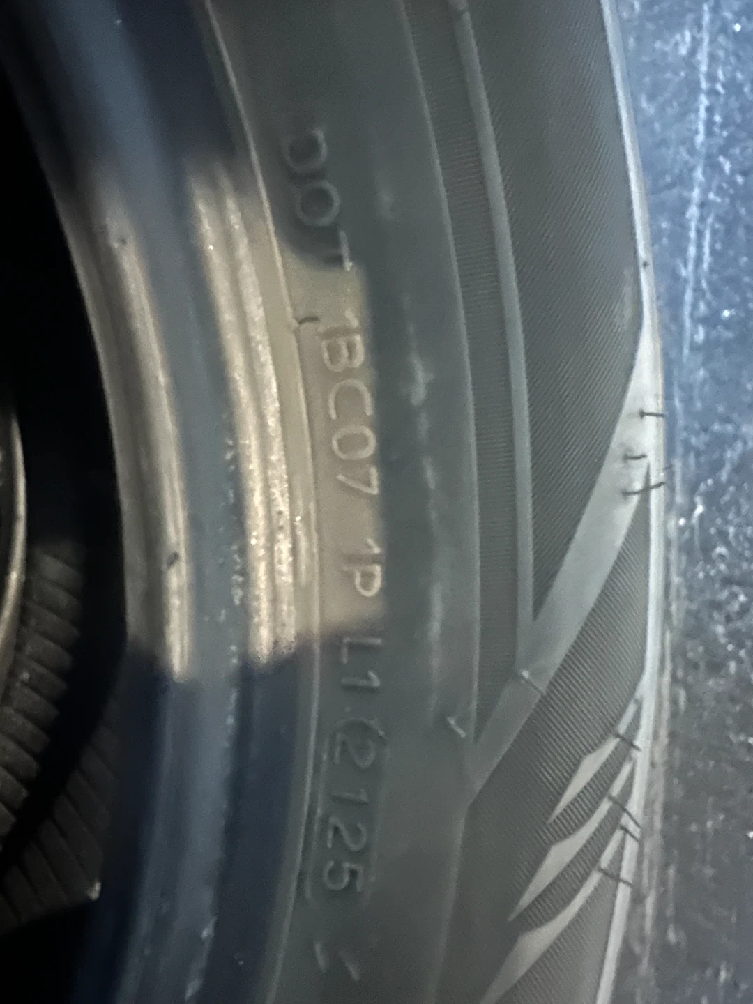 Laufenn FIT ICE Winter Tires - 215/60R17 - photo 2