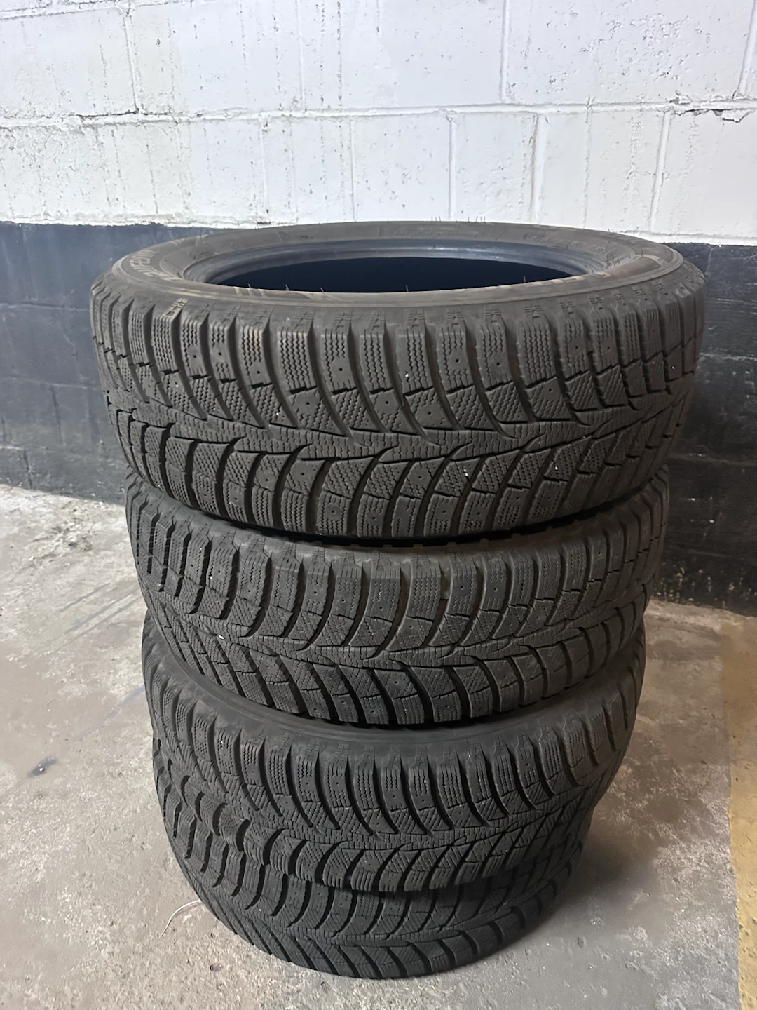Laufenn FIT ICE Winter Tires - 215/60R17 - photo 5