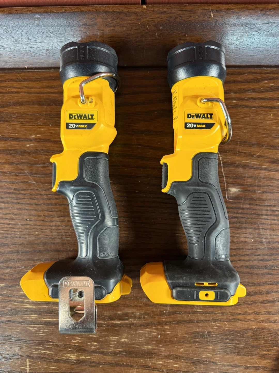 DEWALT 20V MAX Lithium-Ion Cordless LED Work Light DCL040