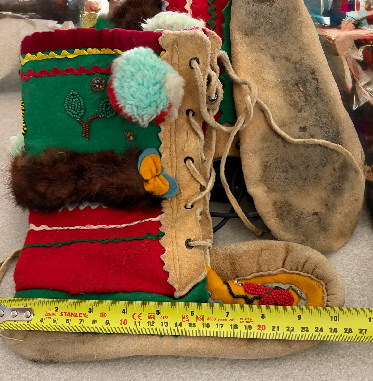 Handmade Beaded Moccasin Boots - photo 3