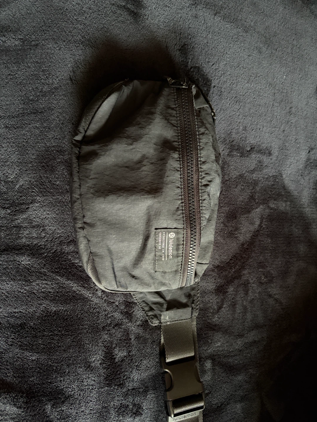 Lululemon Everywhere Belt Bag Black OS