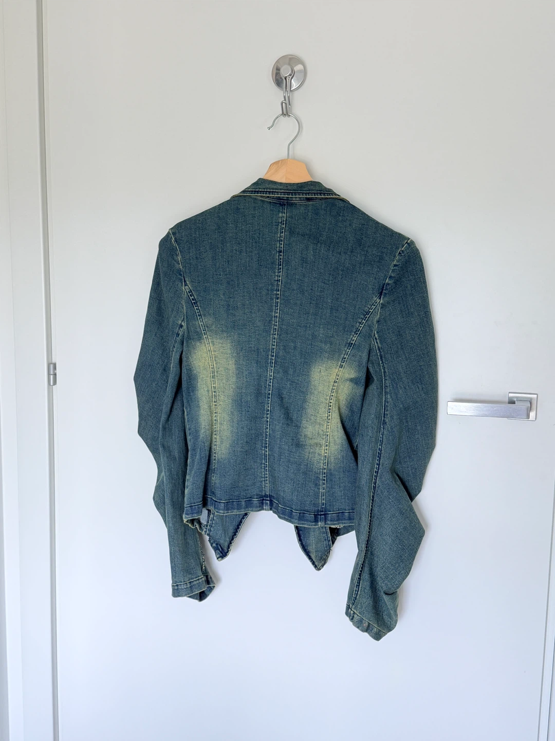 Women's Ruched Denim Jacket - photo 3