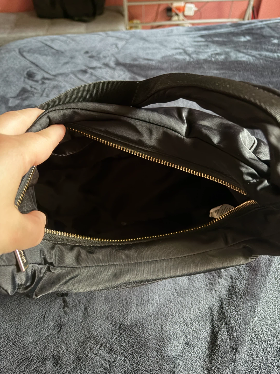 Lululemon Black Shoulder Bag - photo 4