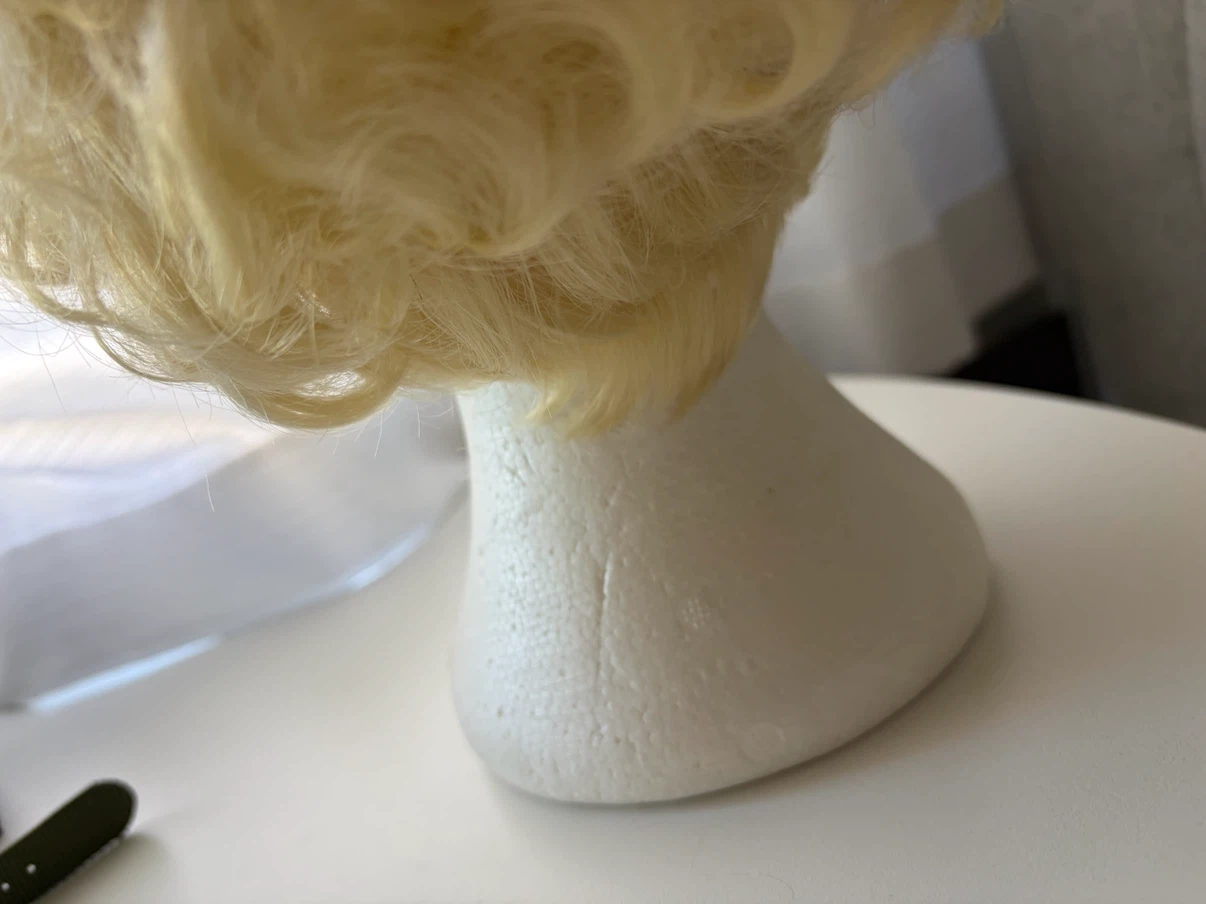 Blonde Curly Wig - photo 4