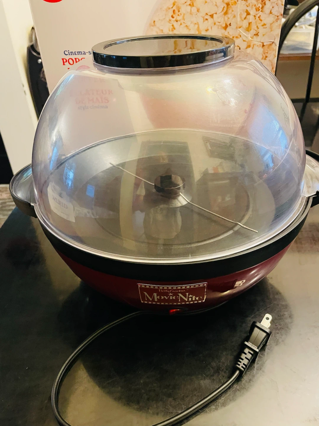 Betty Crocker Movie Nite Cinema-Style Popcorn Popper - photo 2