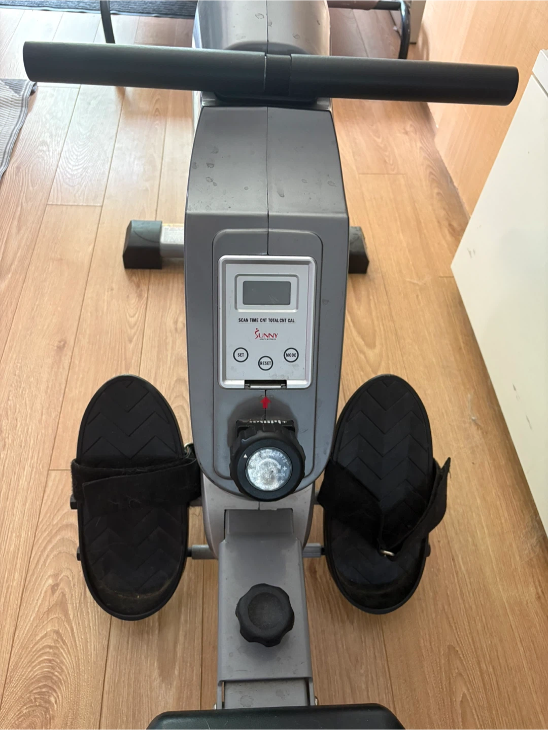 Sunny Health & Fitness Rowing Machine - photo 3