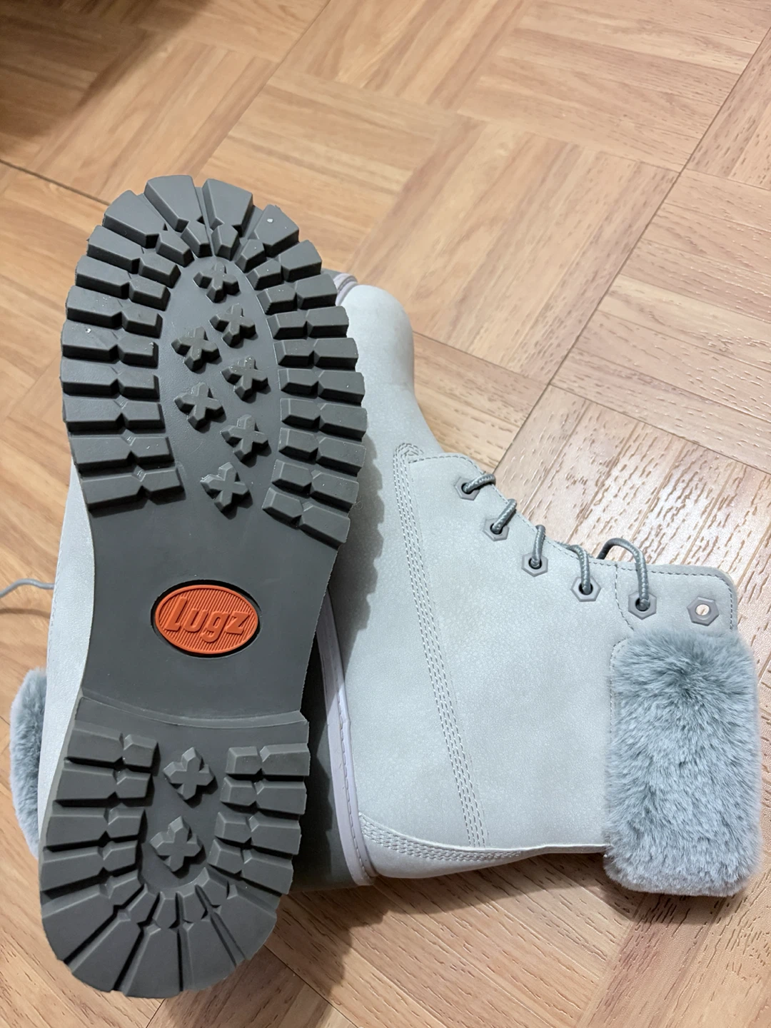 Lugz Women's Faux Fur Lined Boots Gray Size 8 - photo 2