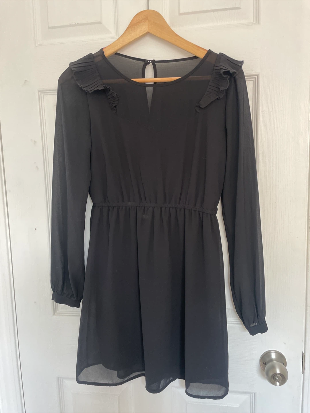 Bundle of 8 mini dresses, size small - photo 3