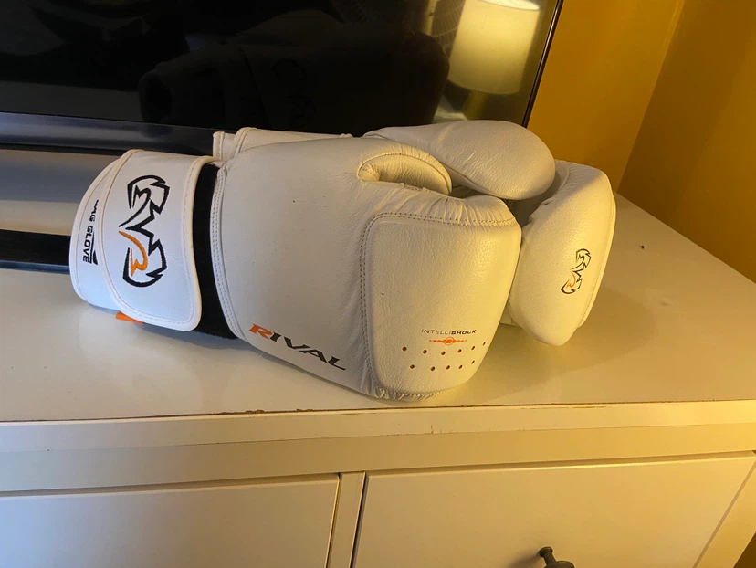 Rival Boxing Gloves Size M - photo 2