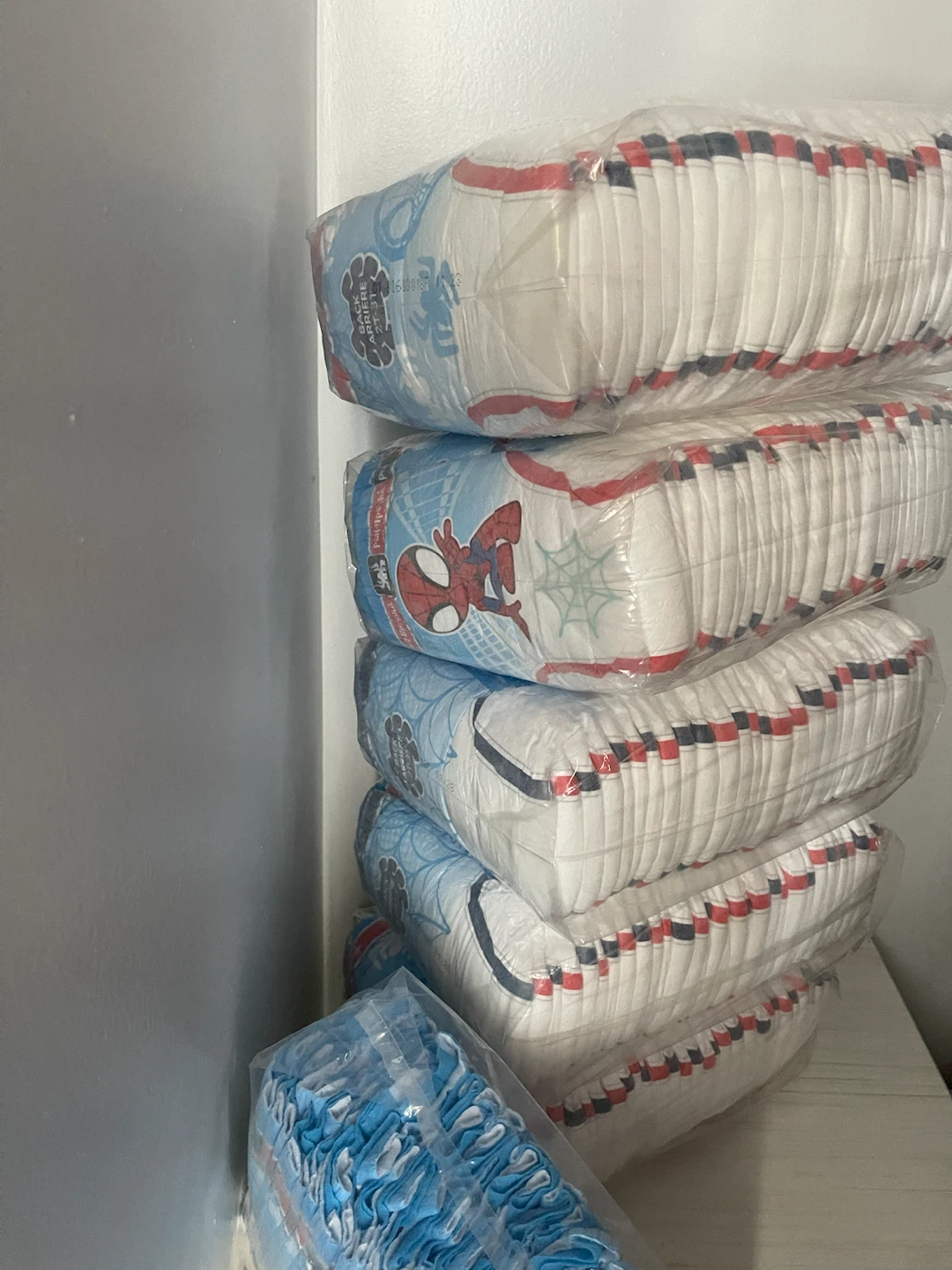 Pull-Ups Plus Diapers - Size 2T-3T
