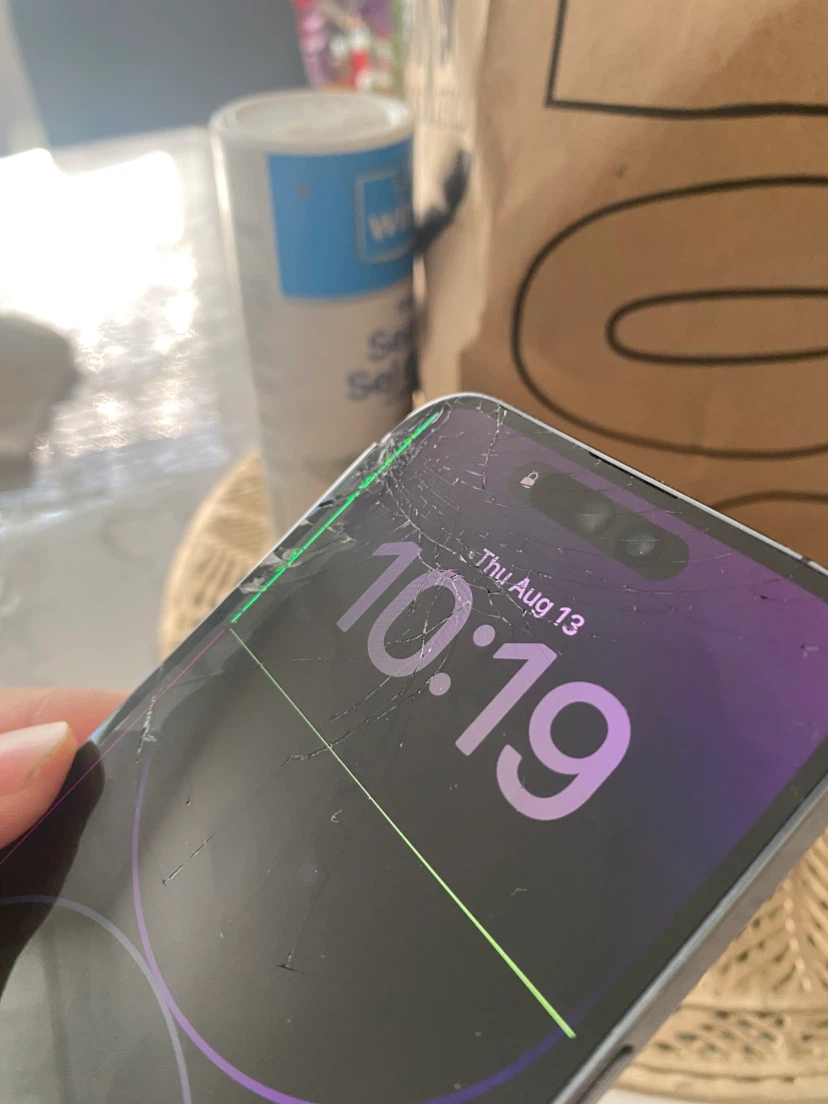 iPhone 14 Pro - Cracked Screen - photo 3