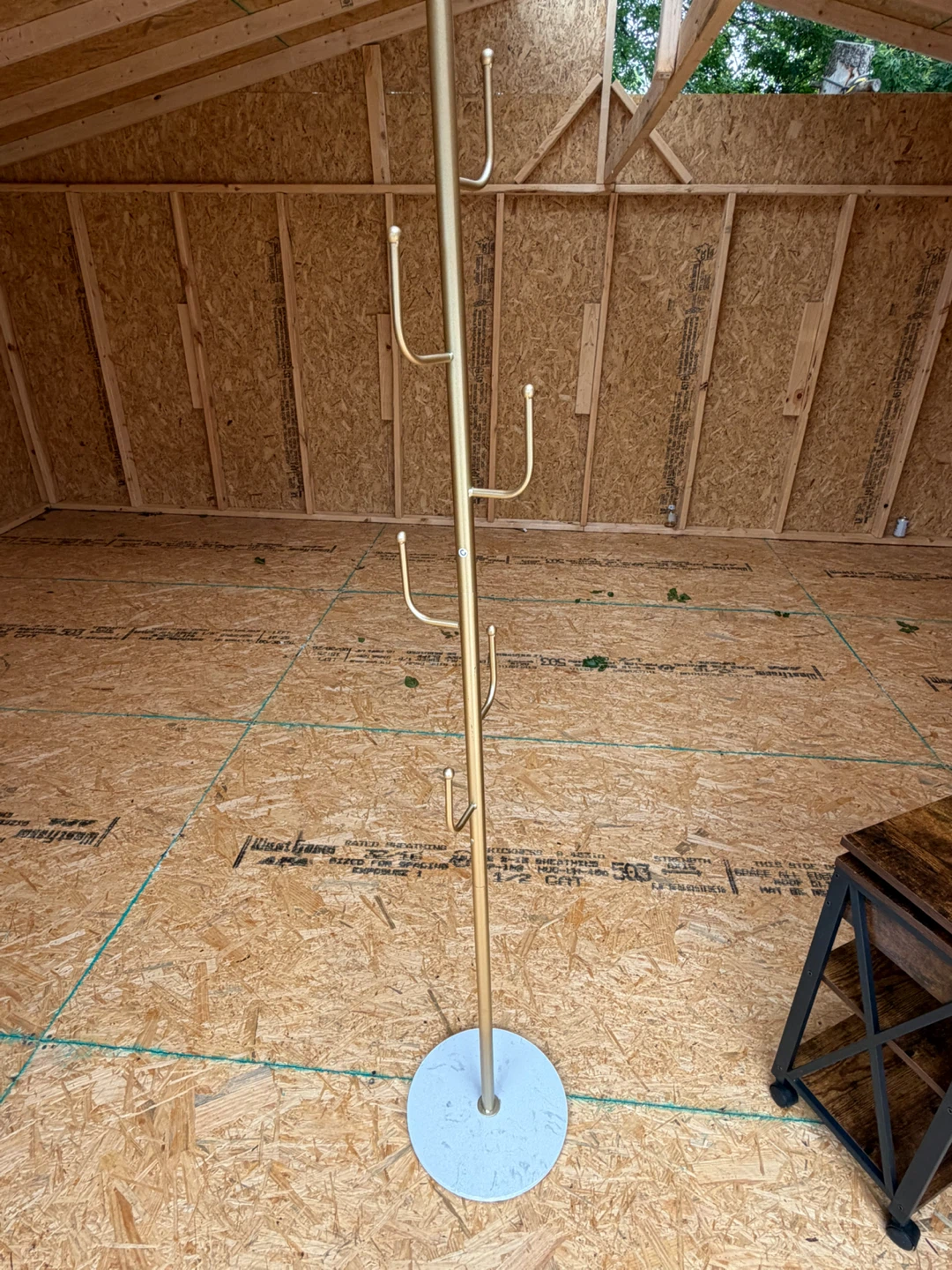 Gold Coat Rack with Round Base