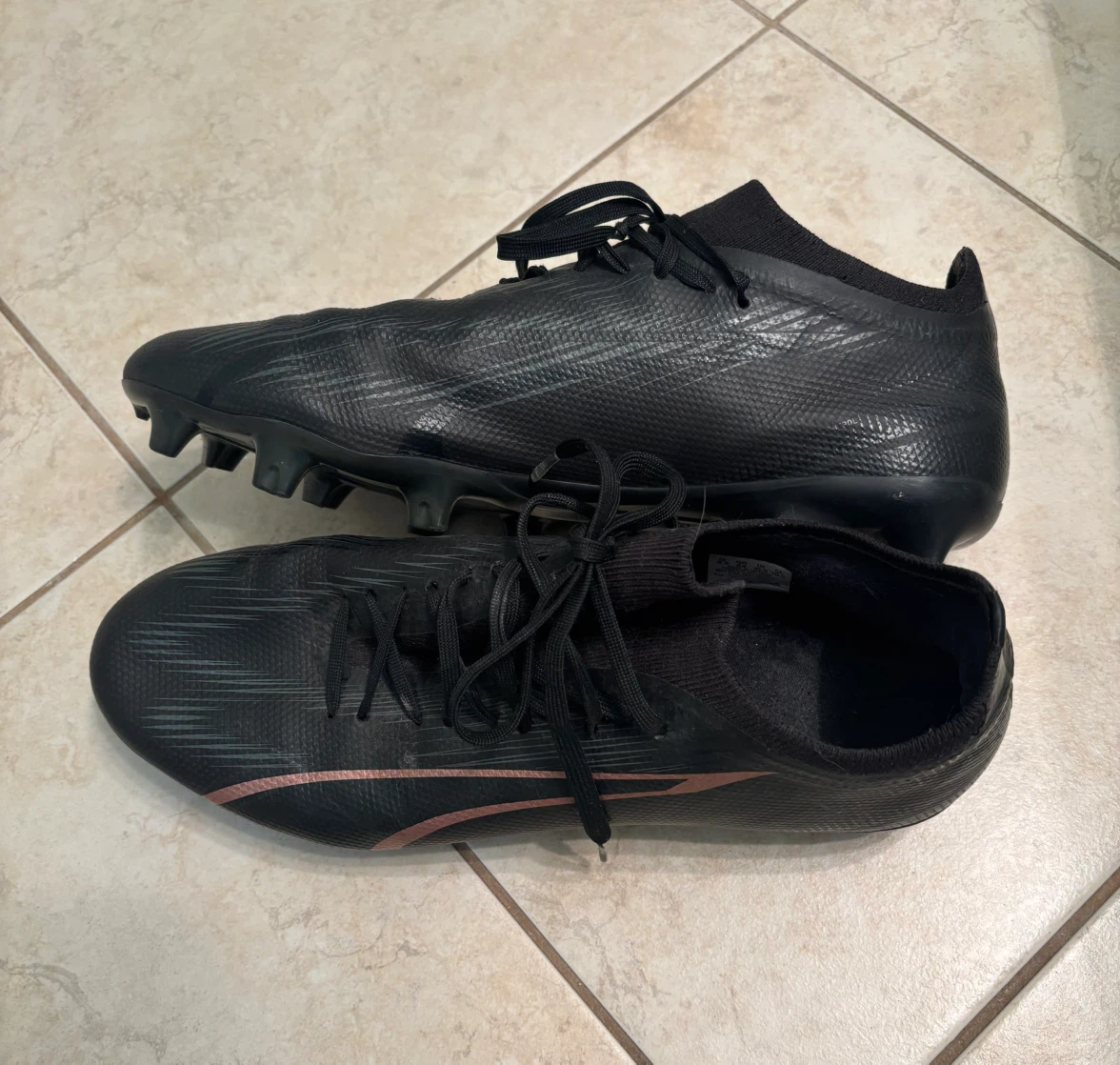 Puma Soccer Cleats Men’s 10.5