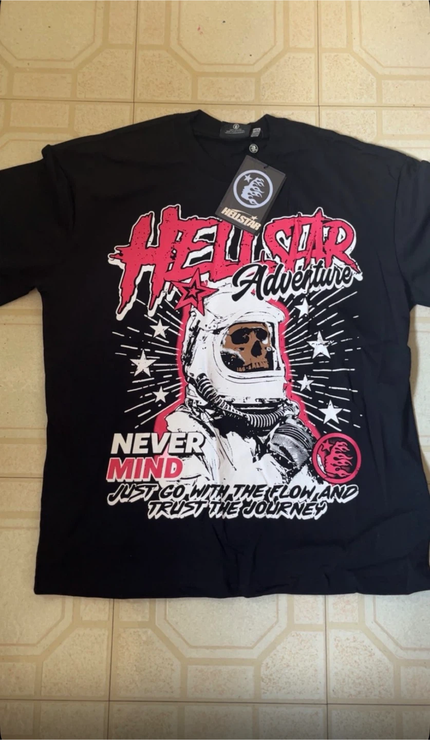 Hellstar Adventure T-Shirt Medium Black