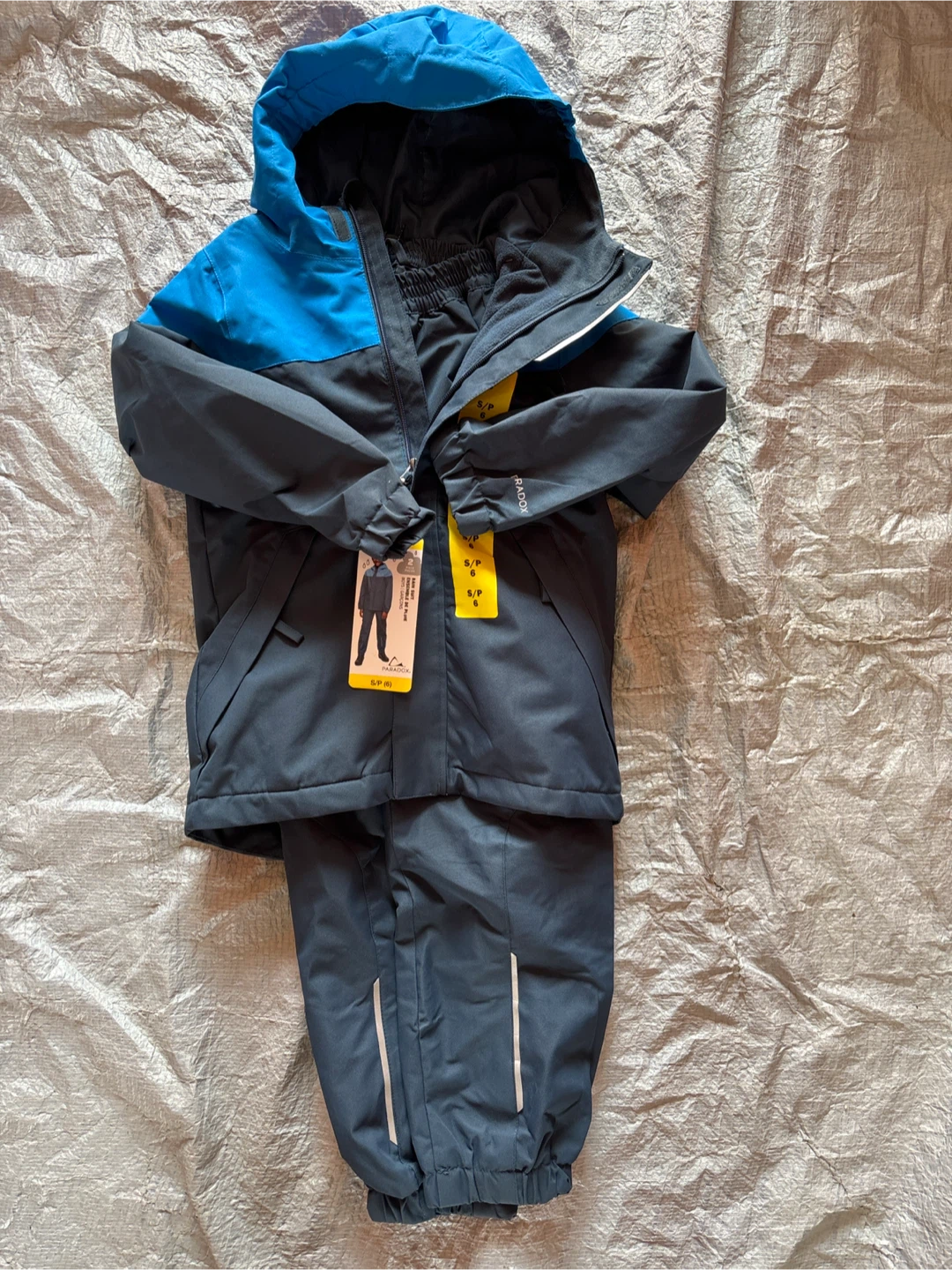 Paradox Rain Suit - Boys Size S/P (6)