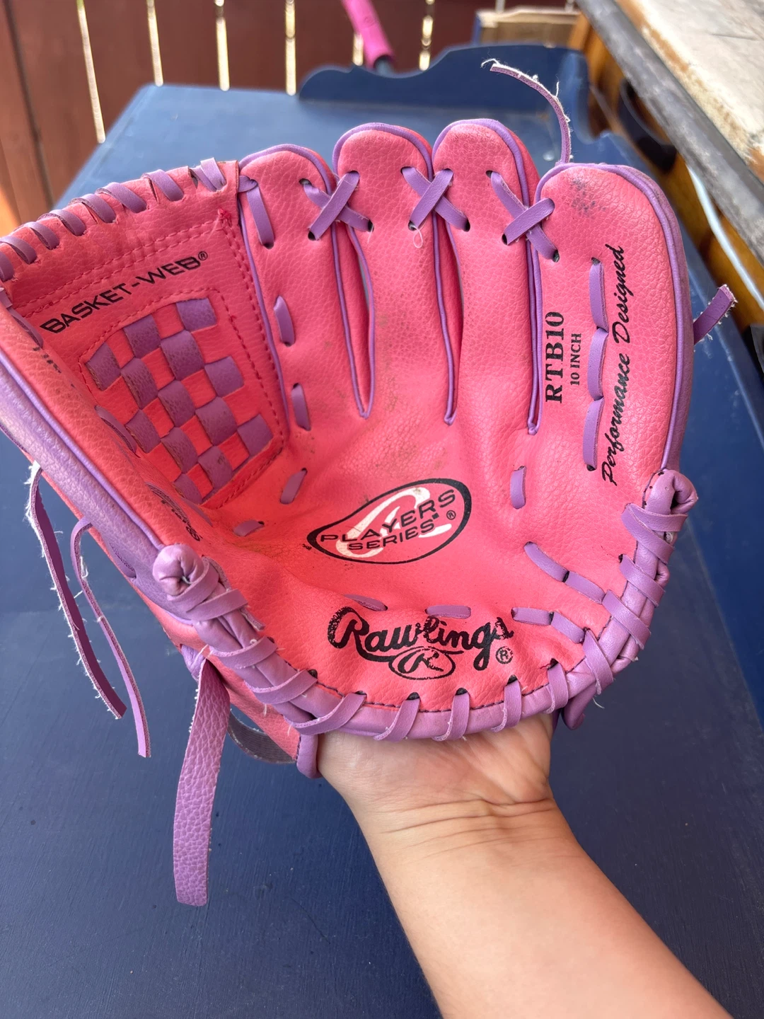 Rawlings RTB10 10-inch Youth Baseball Glove