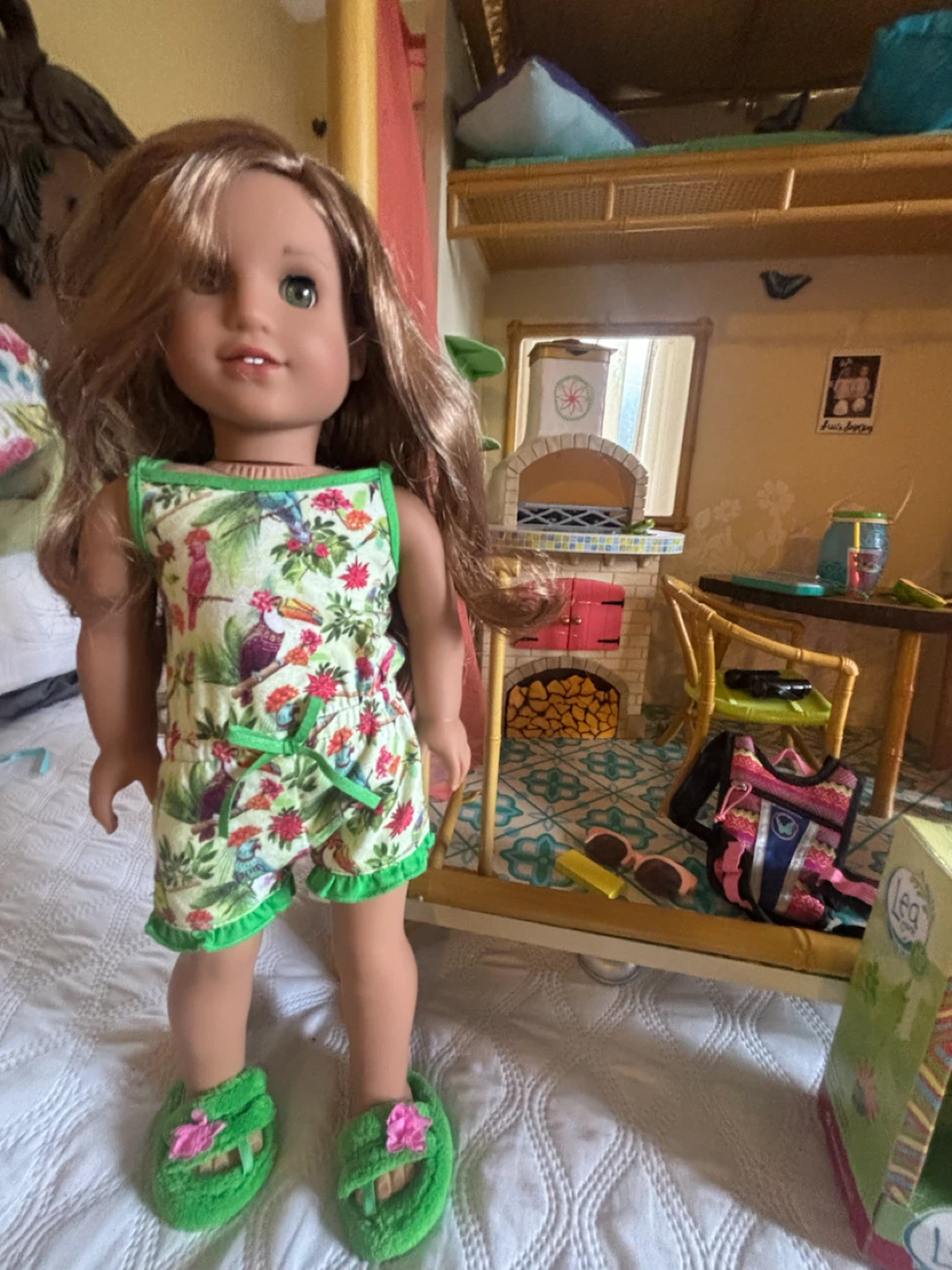 American Girl Lea's rainforest house and doll - photo 3