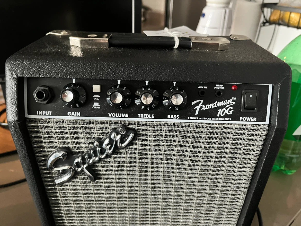 Squier Frontman 10G Guitar Amplifier - photo 3