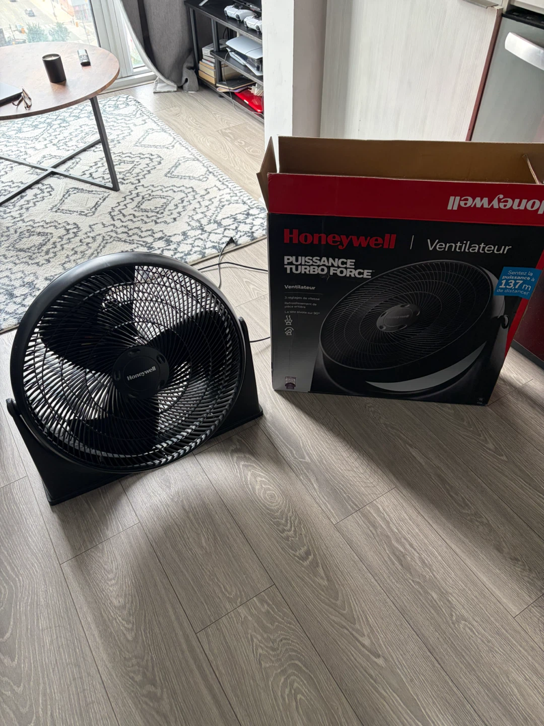 Honeywell TurboForce Power Fan (Black) - photo 2