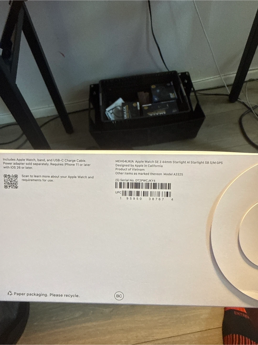 Apple Watch SE 3 44mm Starlight GPS - photo 3