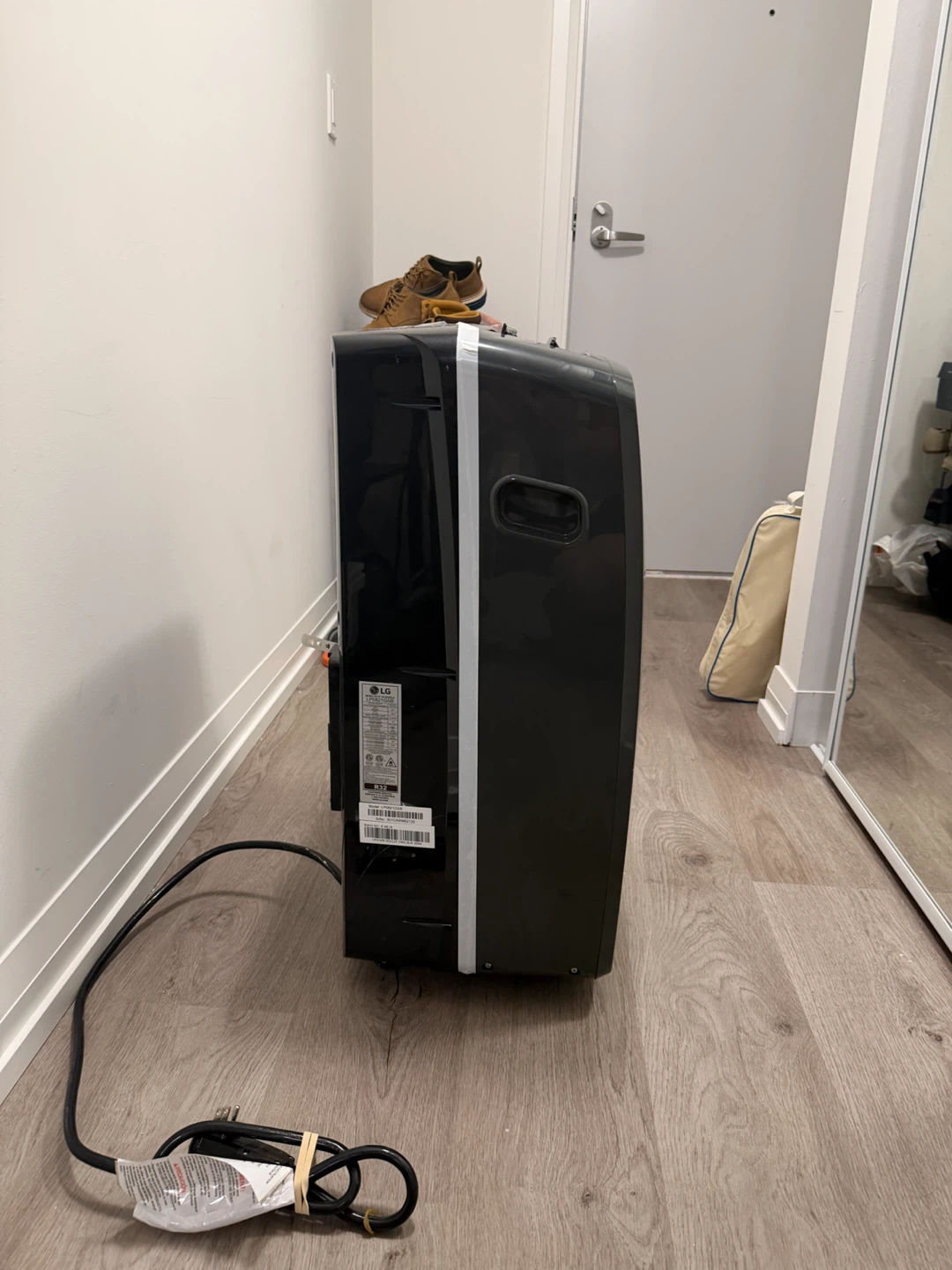 LG Portable Air Conditioner LP0821GSB - photo 5