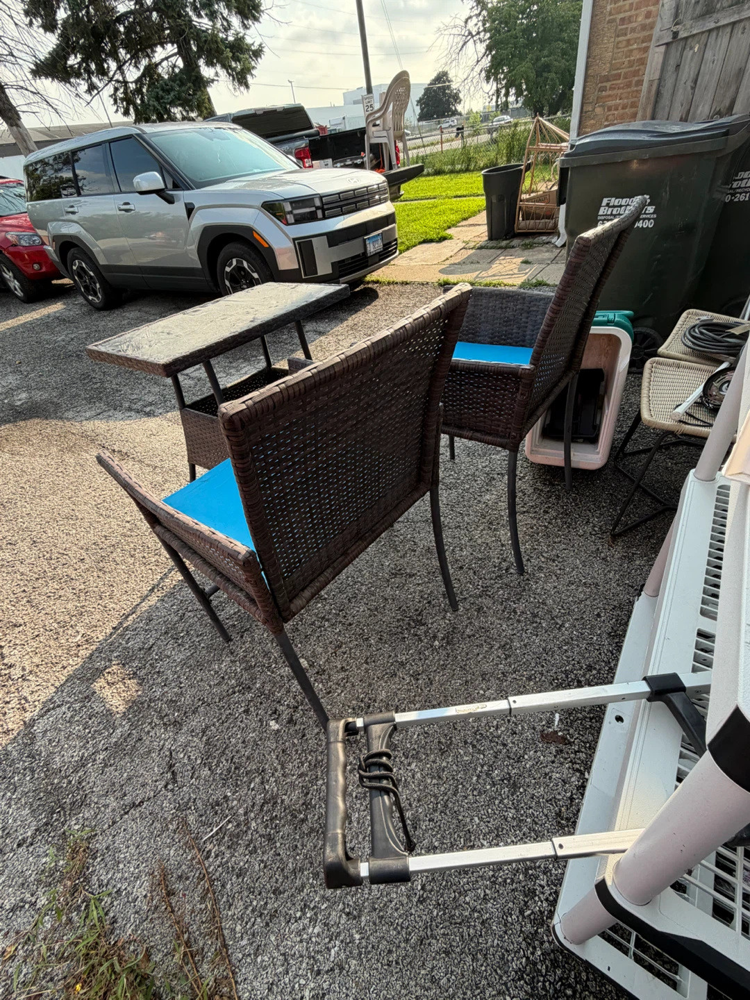 Wicker Bistro Set - Table & 2 Chairs - photo 4
