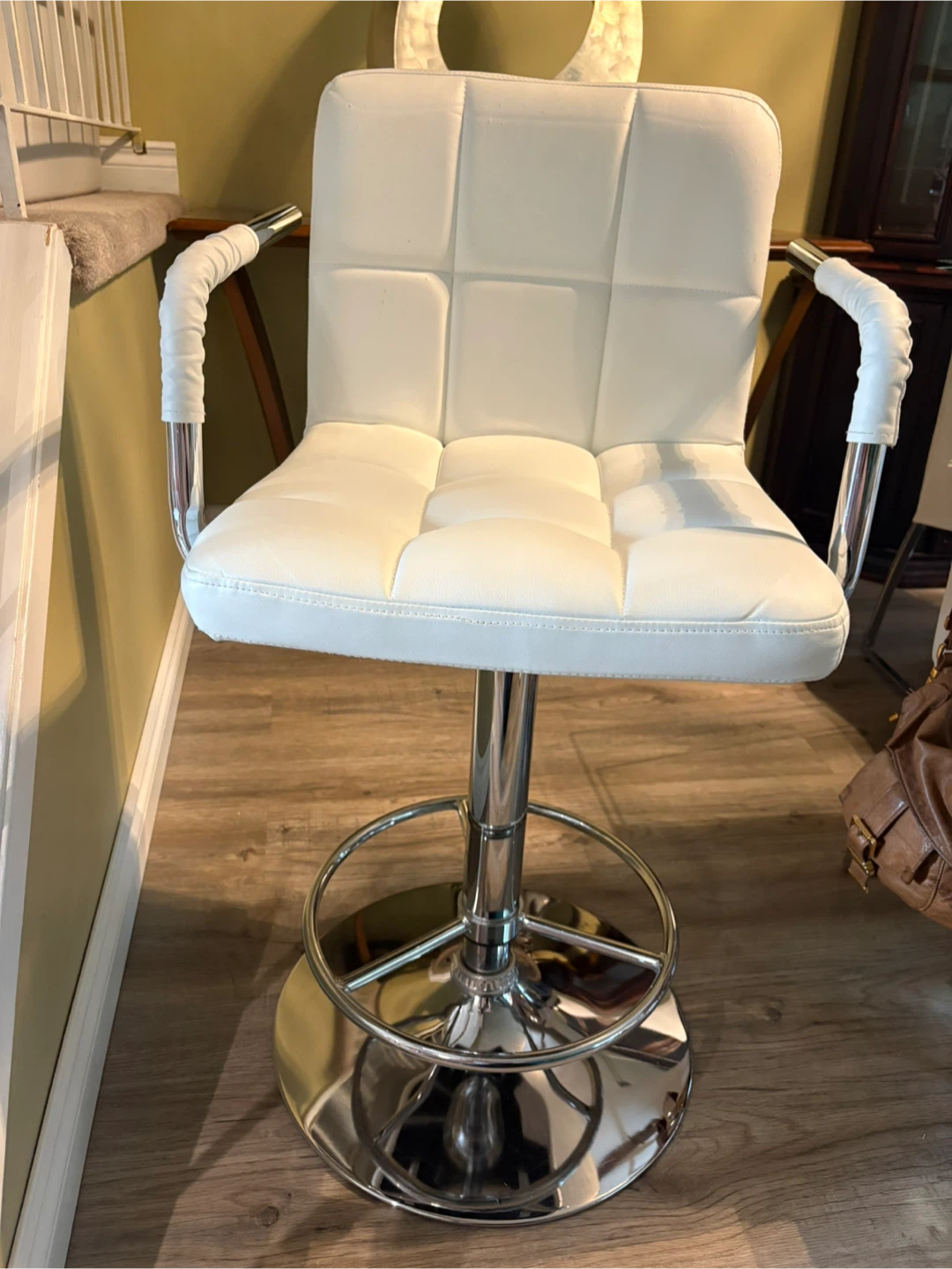 White Faux Leather Bar Stool with Chrome Base - photo 3