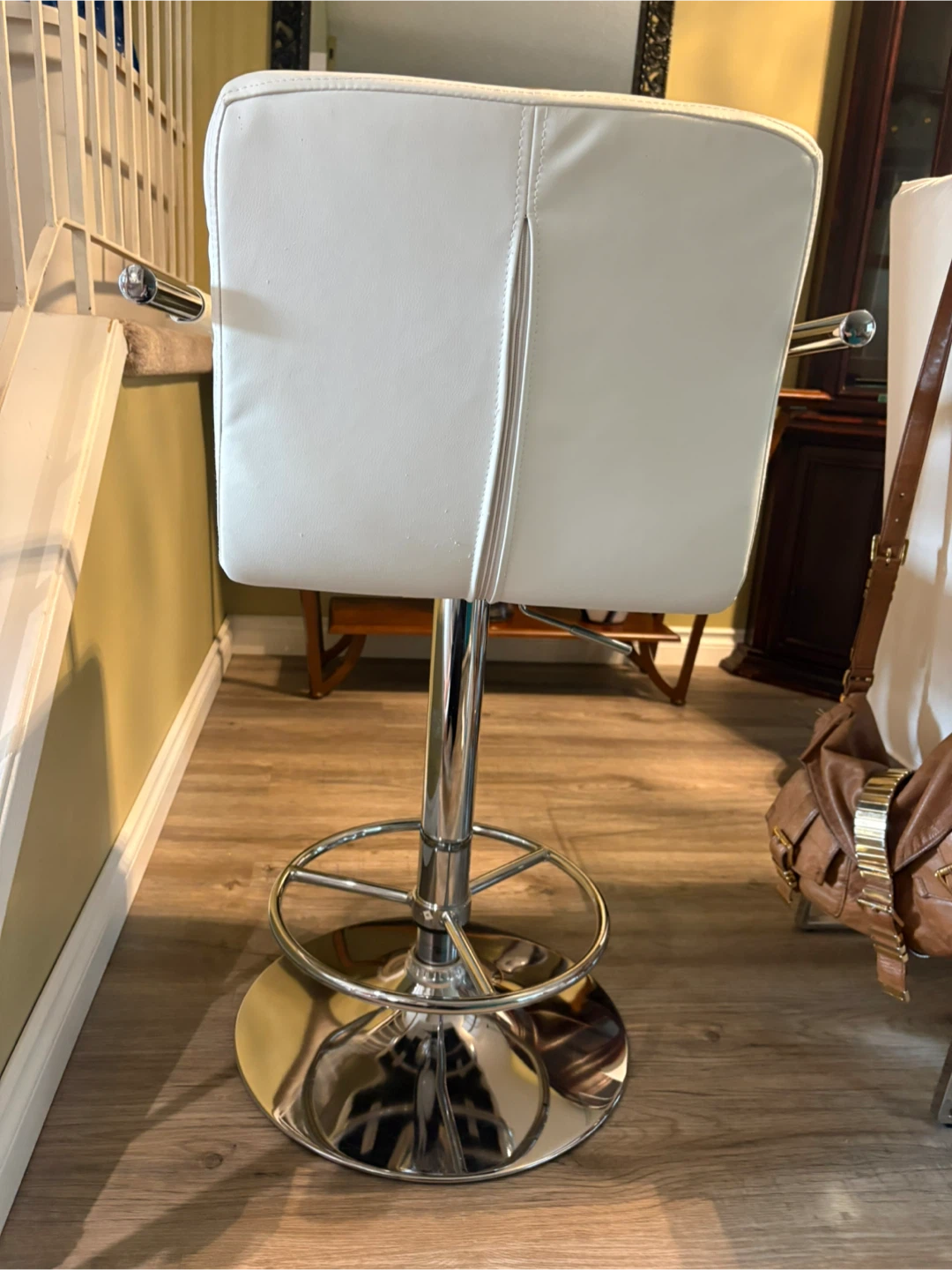 White Faux Leather Bar Stool with Chrome Base - photo 5
