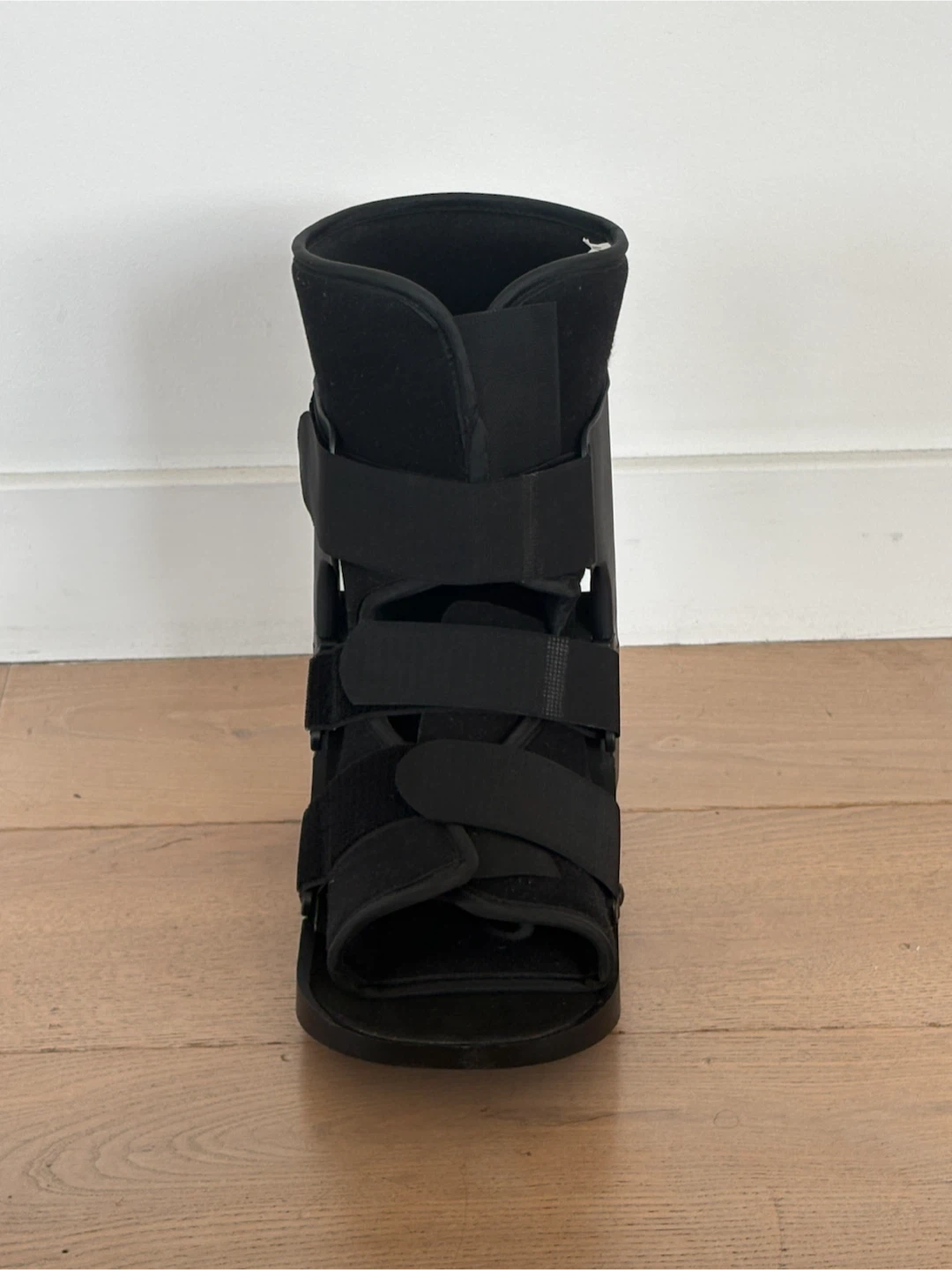Black Orthopaedic Walking Boot - photo 2