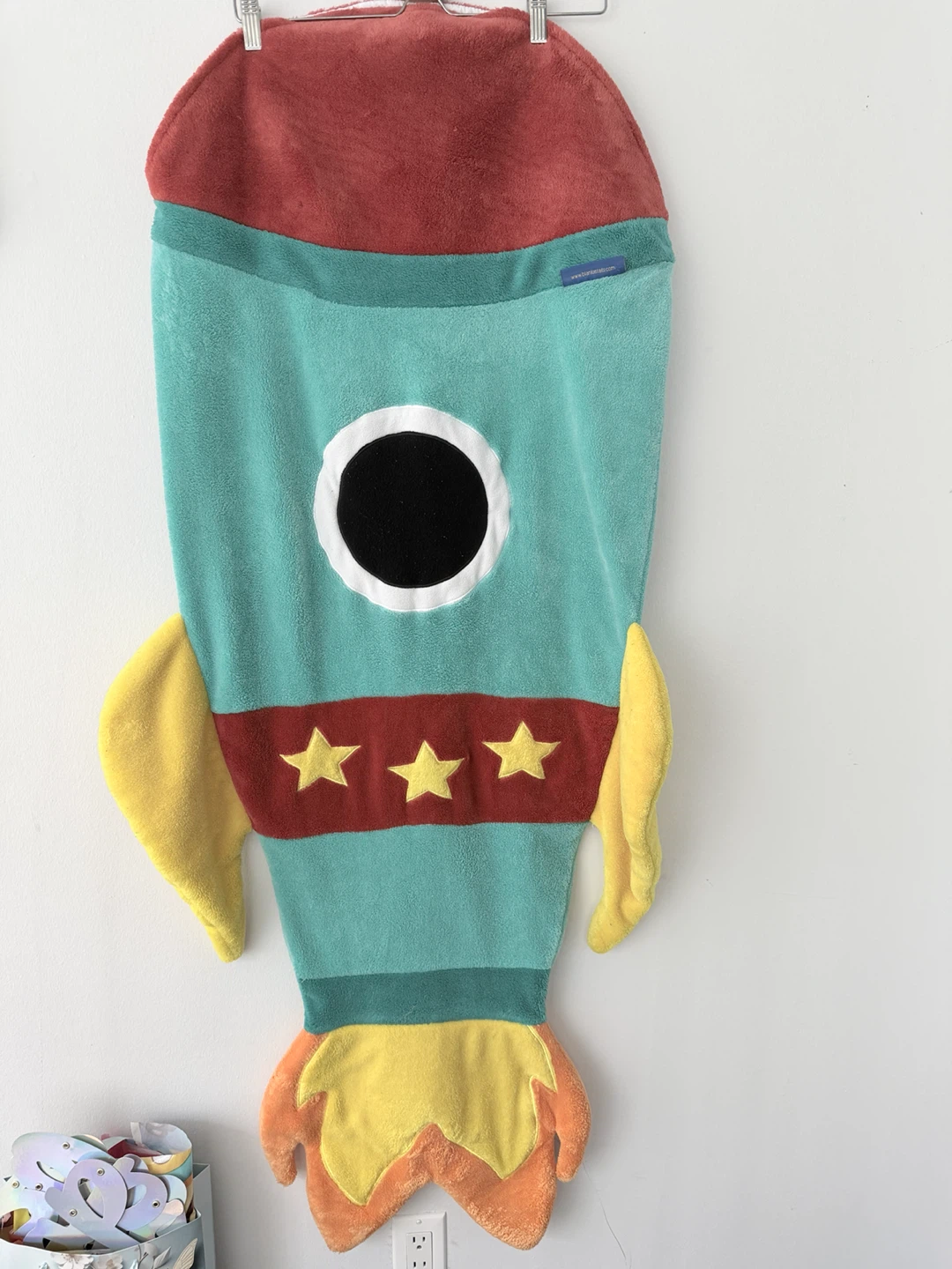 Blankie Tails Rocket Ship Wearable Blanket - photo 2