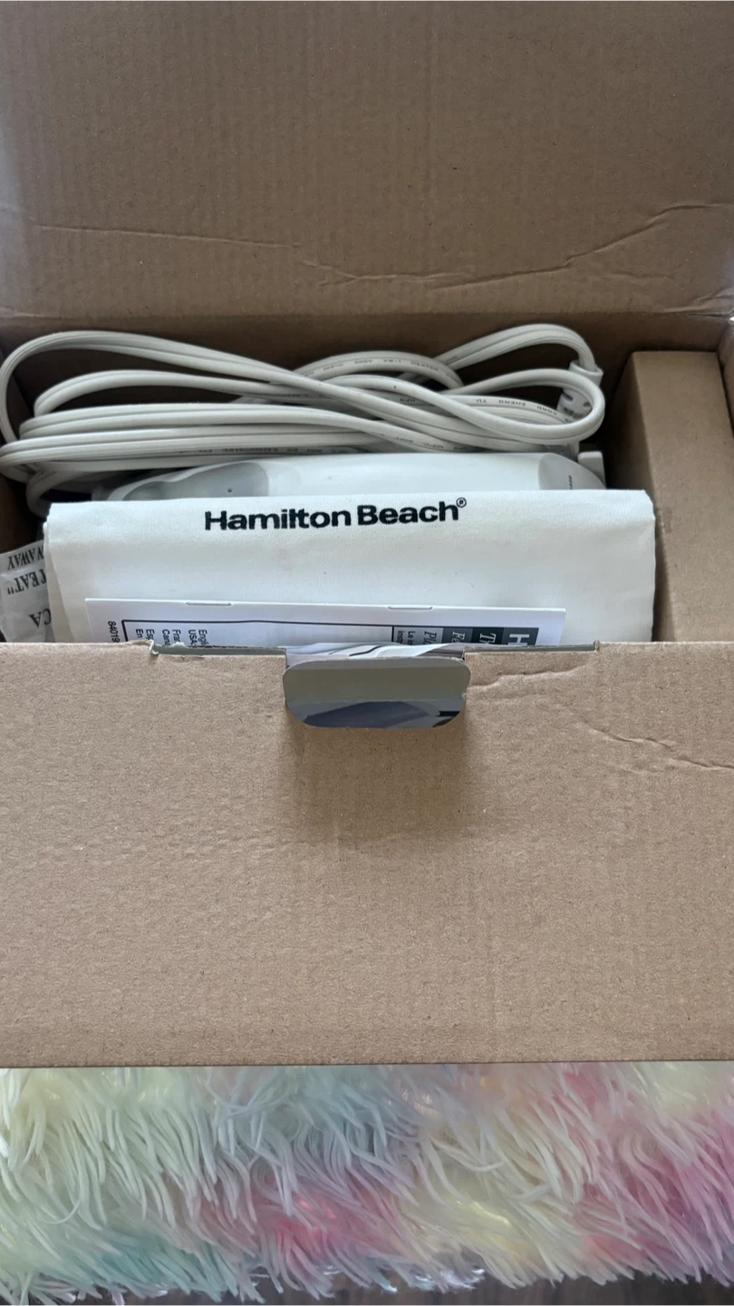 Hamilton Beach Travel Iron with Cloth Bag - photo 2