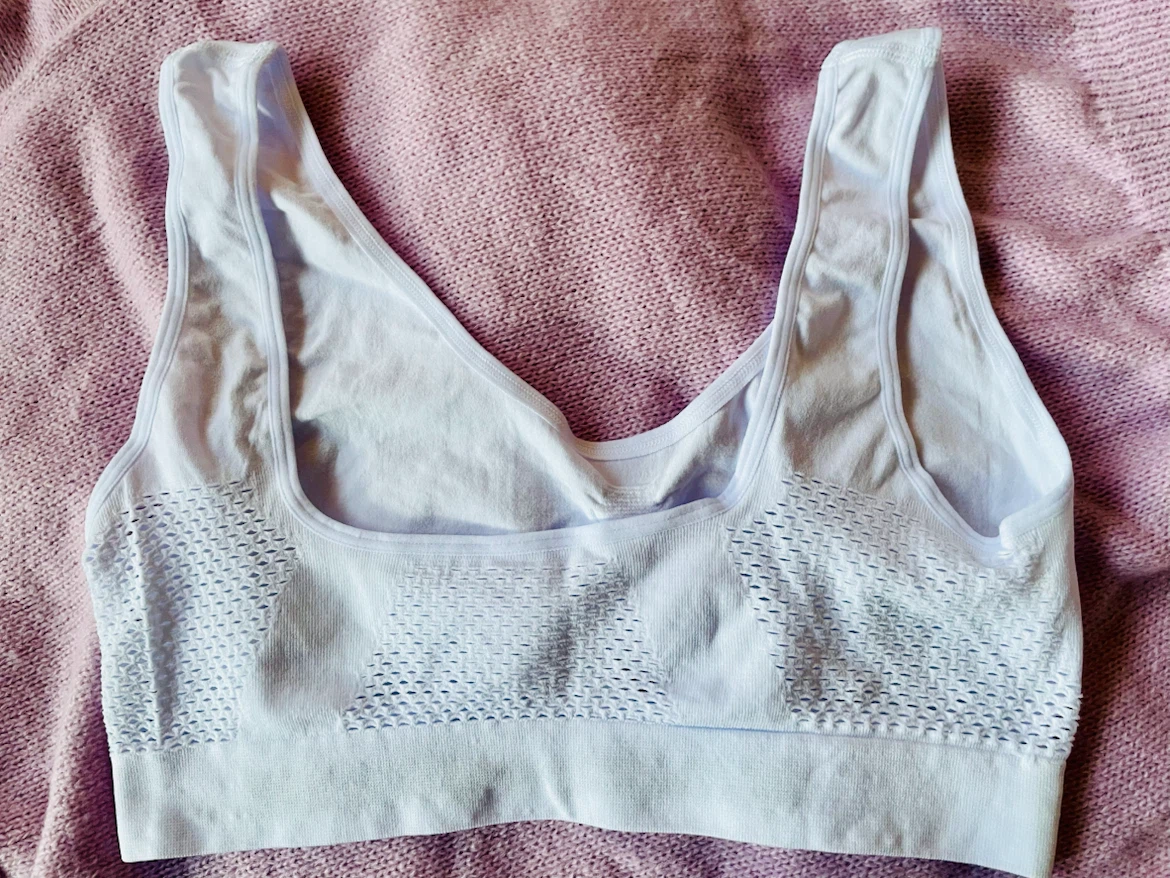 White sports bra - photo 2