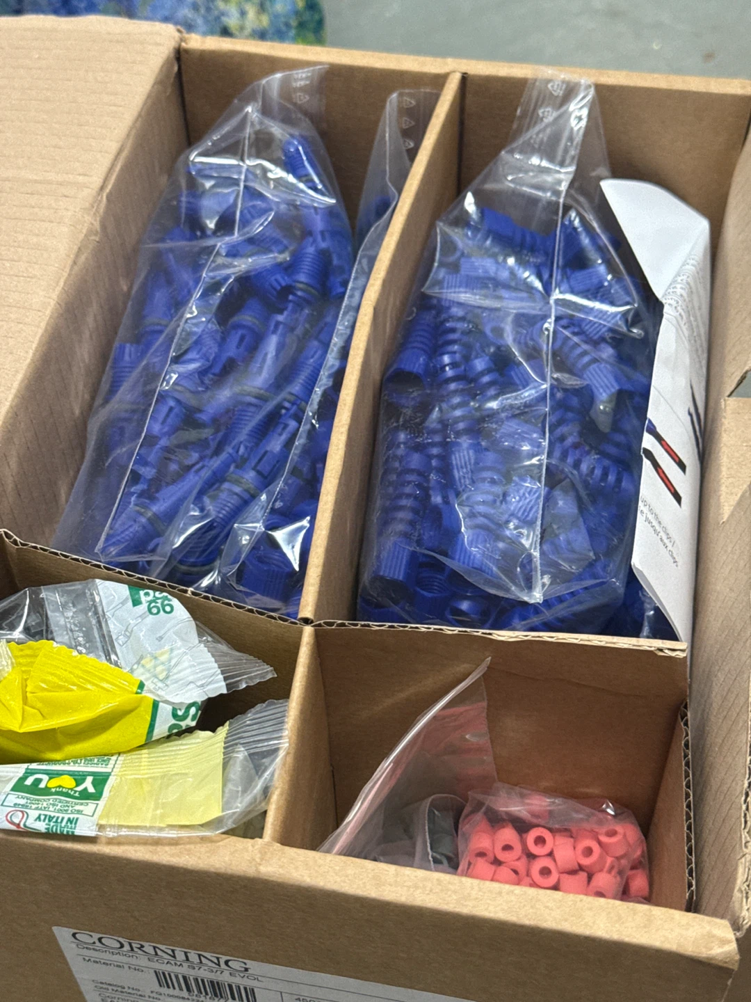 Box of 100 Corning ECAM S7-3/7 EVOL Connectors