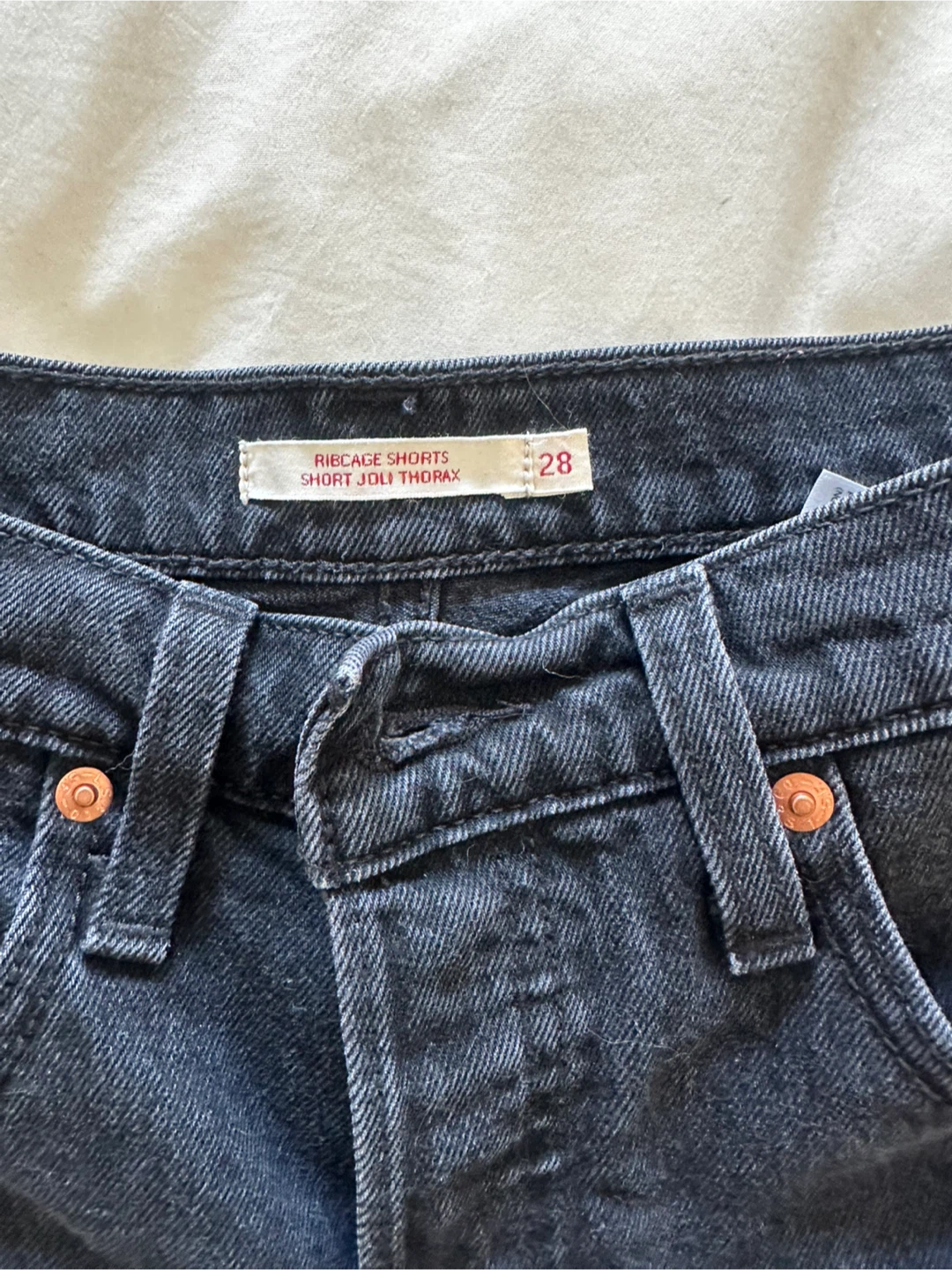 Levi's Ribcage Shorts - Black Size 28 - photo 2
