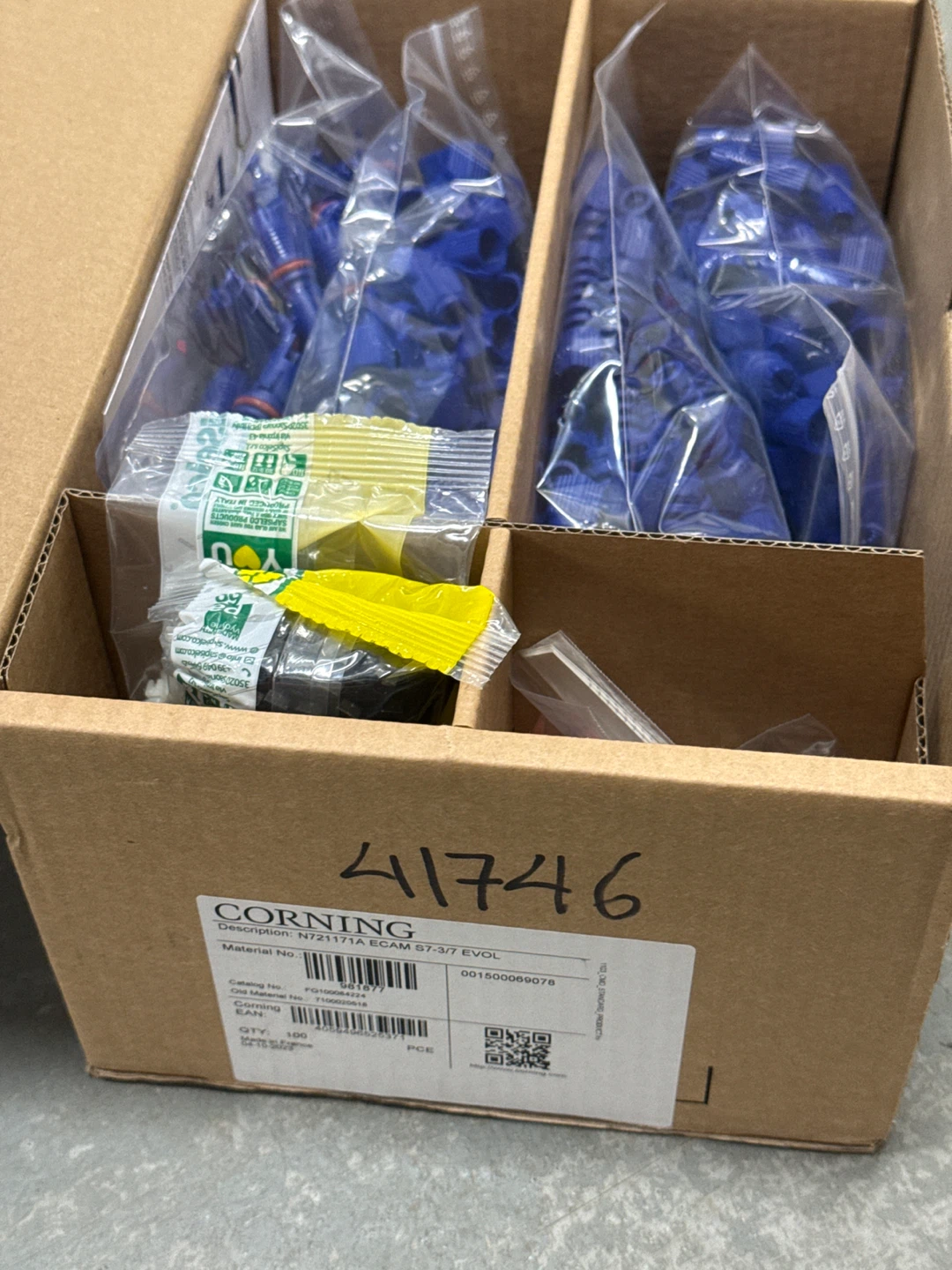 Box of 100 Corning N721171A ECAM S7-3/7 EVOL Connectors - photo 2