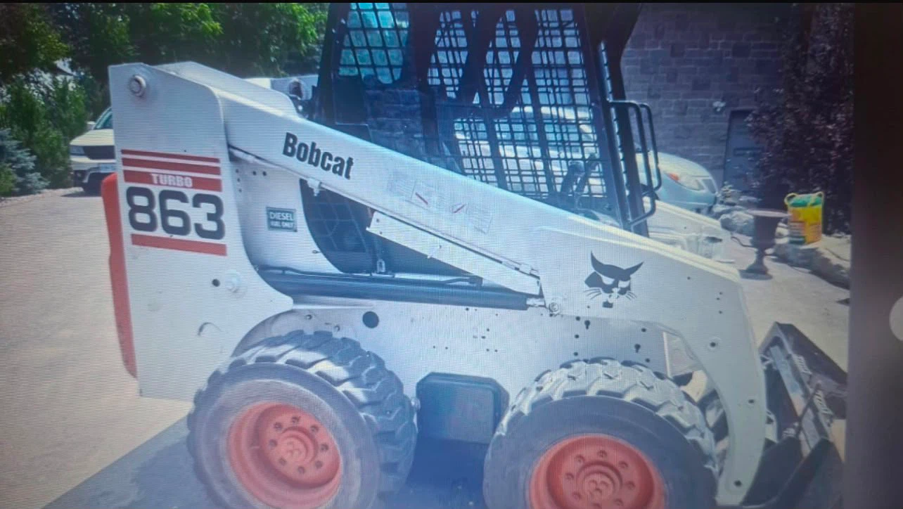 Bobcat 863 Turbo Skid Steer Loader - photo 2