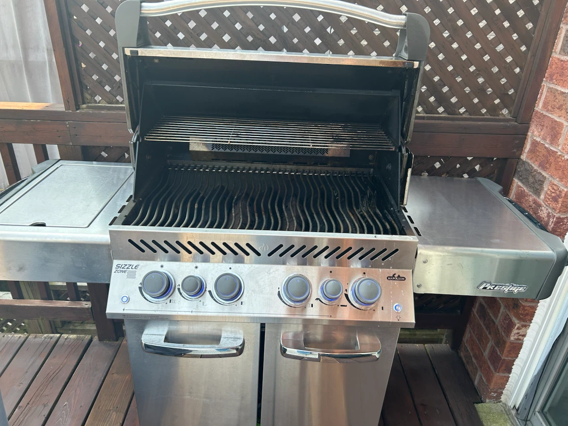Napoleon Prestige Grill with Sizzle Zone - photo 4