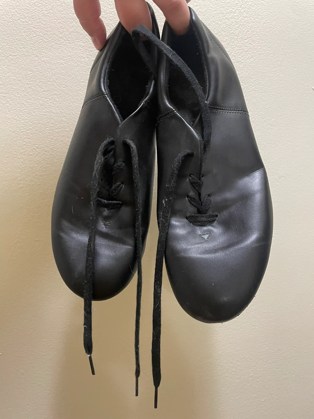 Black Capezio TeleTone Tap Shoes