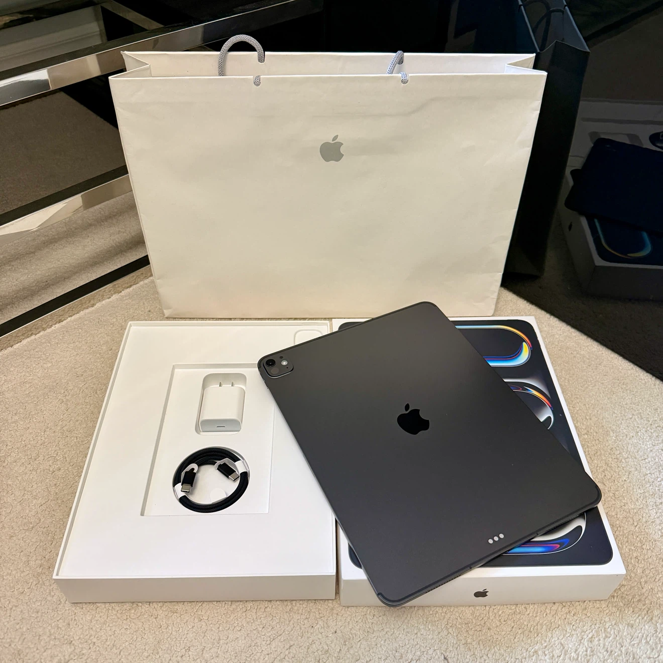 M5 / IPad Pro 13" / 256GB / Wifi + Cellular - *Brand New* - photo 2