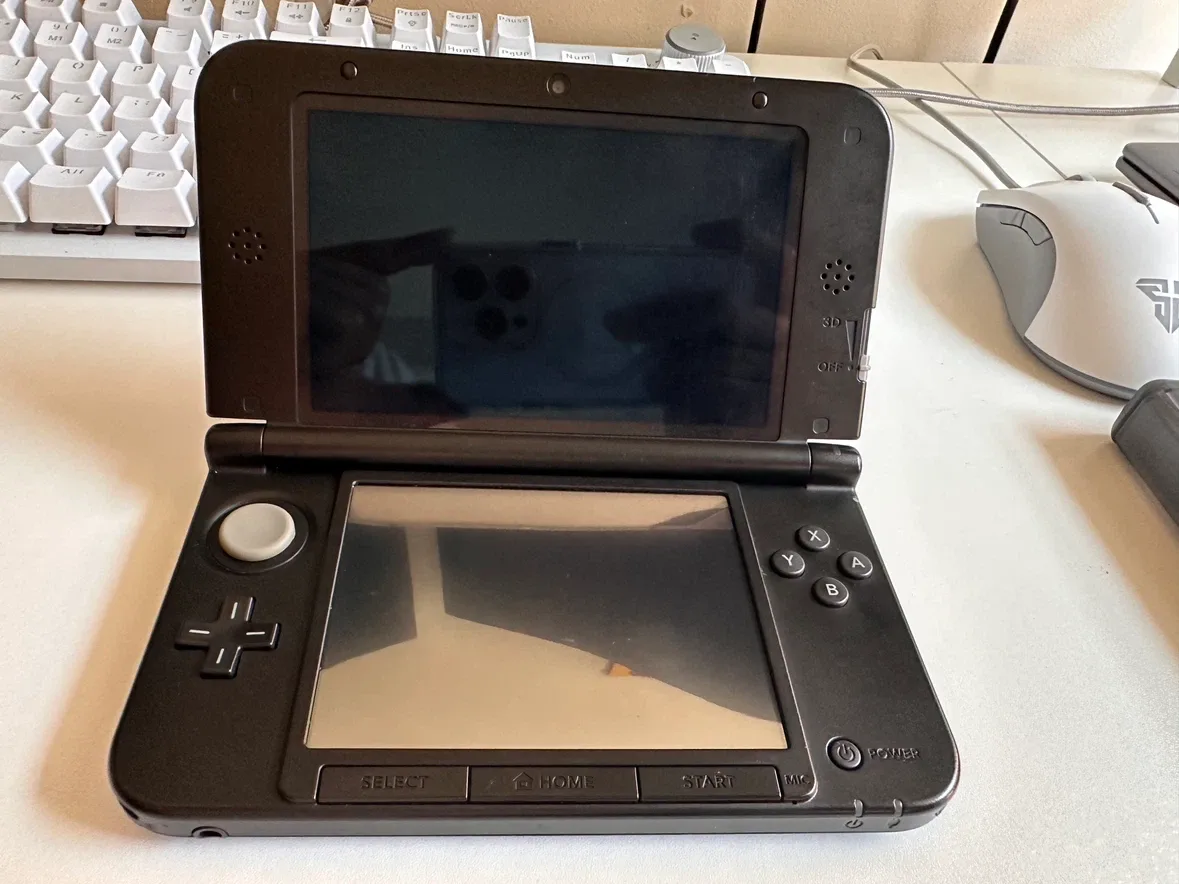 Nintendo 3DS XL Blue Console with Games - photo 3