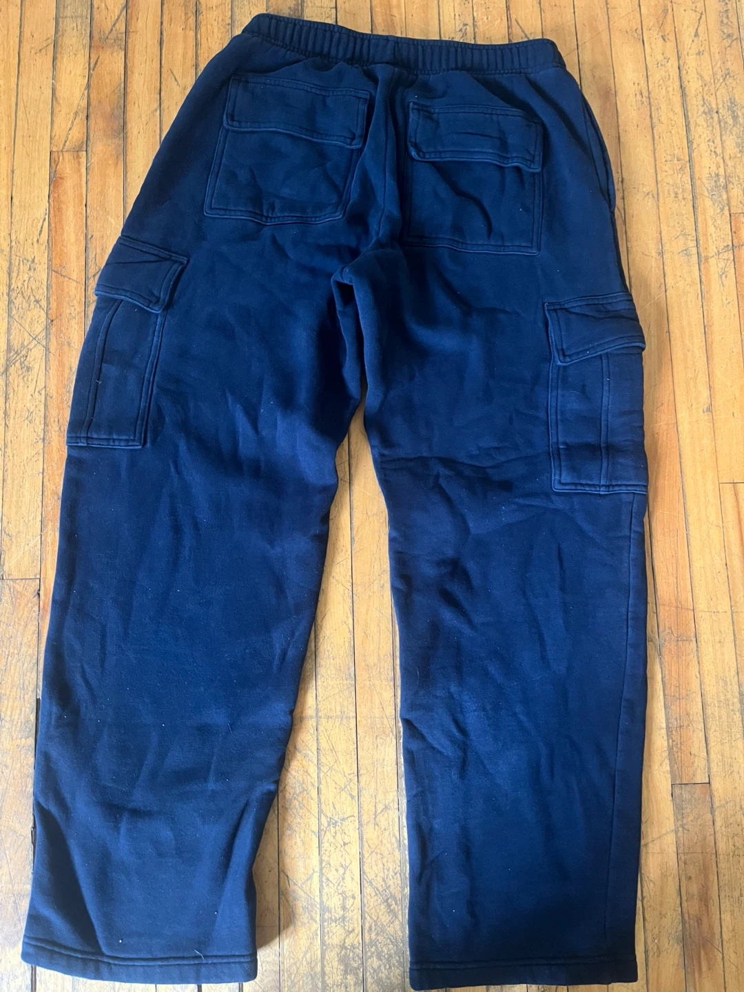 Navy blue Aritzia Cargo Sweatpants