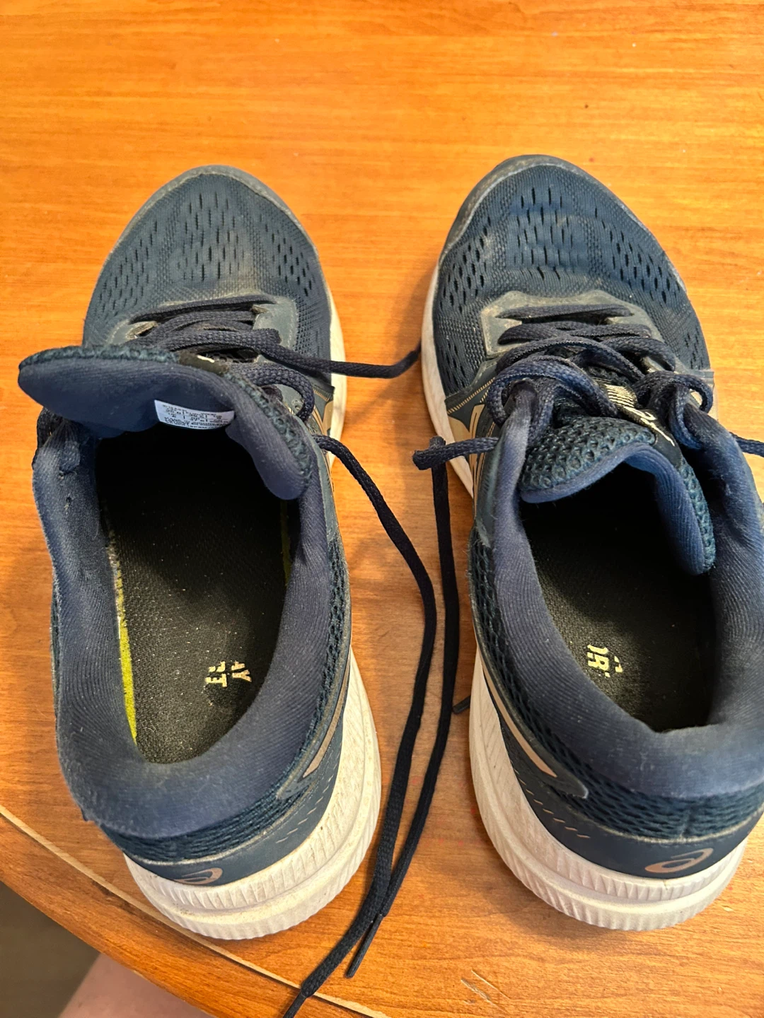 ASICS Contend 7 Running Shoes - Women’s Size 8 Wide - photo 4