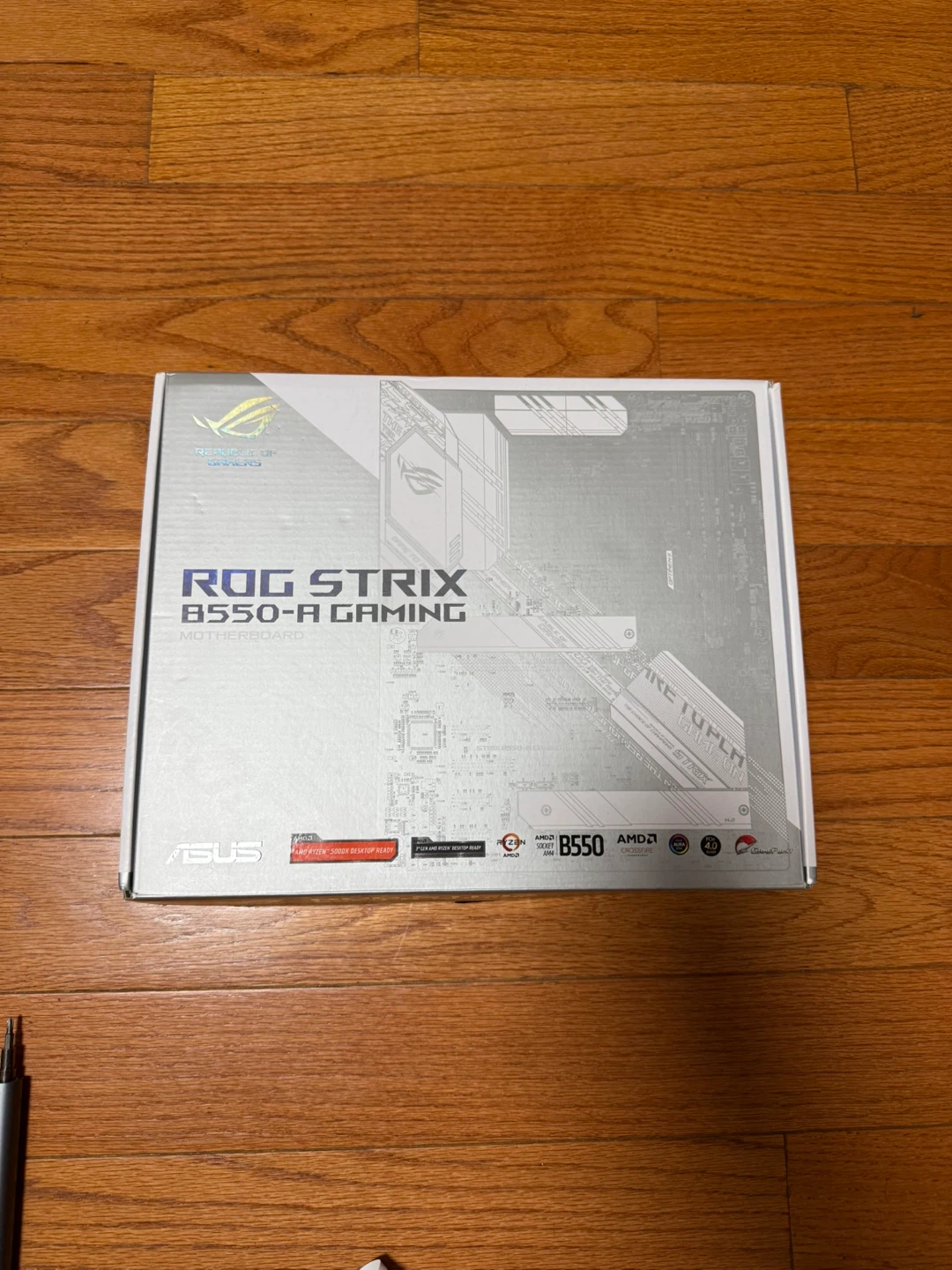 ASUS ROG B550-A STRIX AM4 AMD motherboard