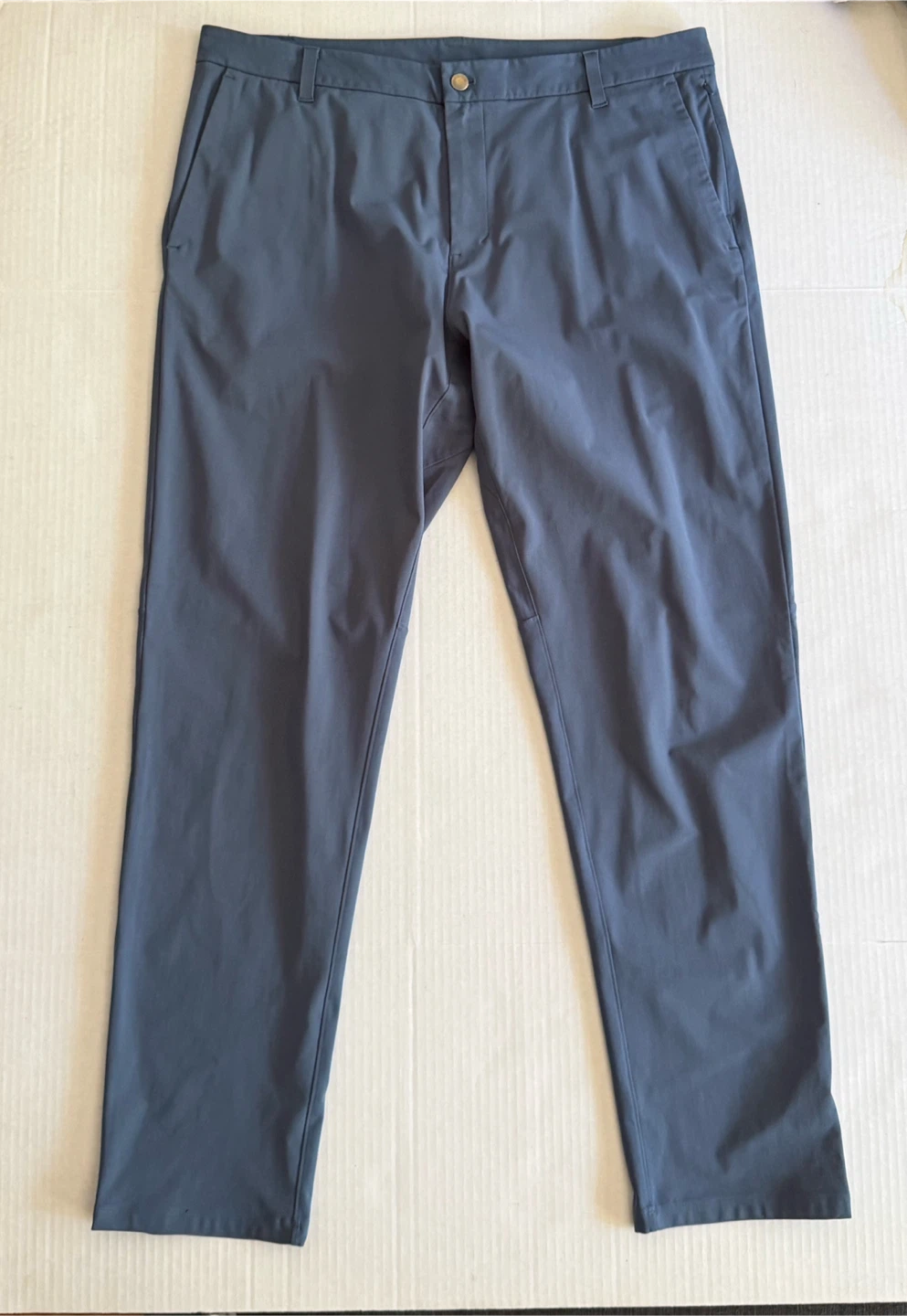 Lululemon Men's Pants Size 38